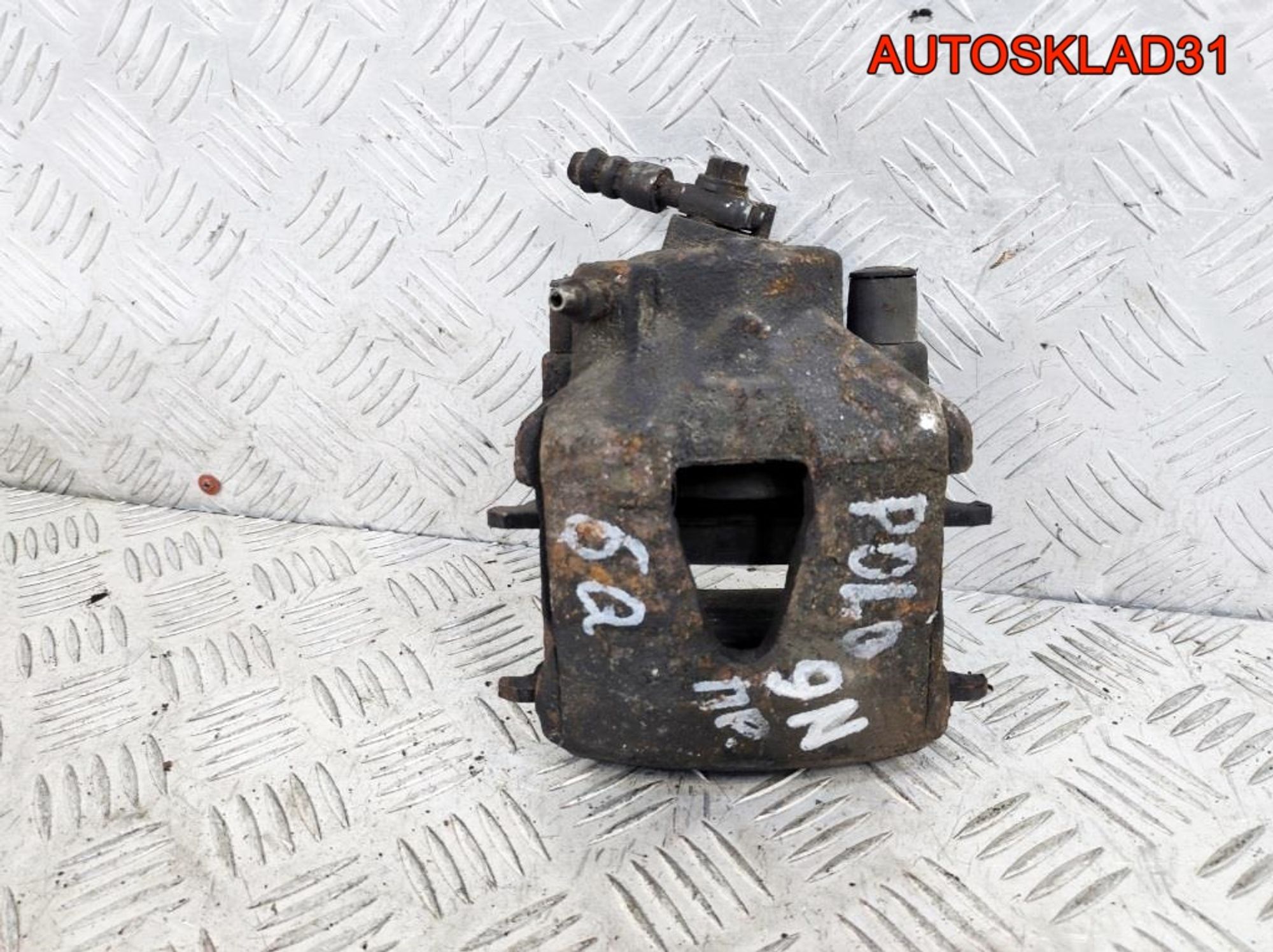 Суппорт тормозной передний правый VW Polo 9N, 1300 рублей, Дубовое