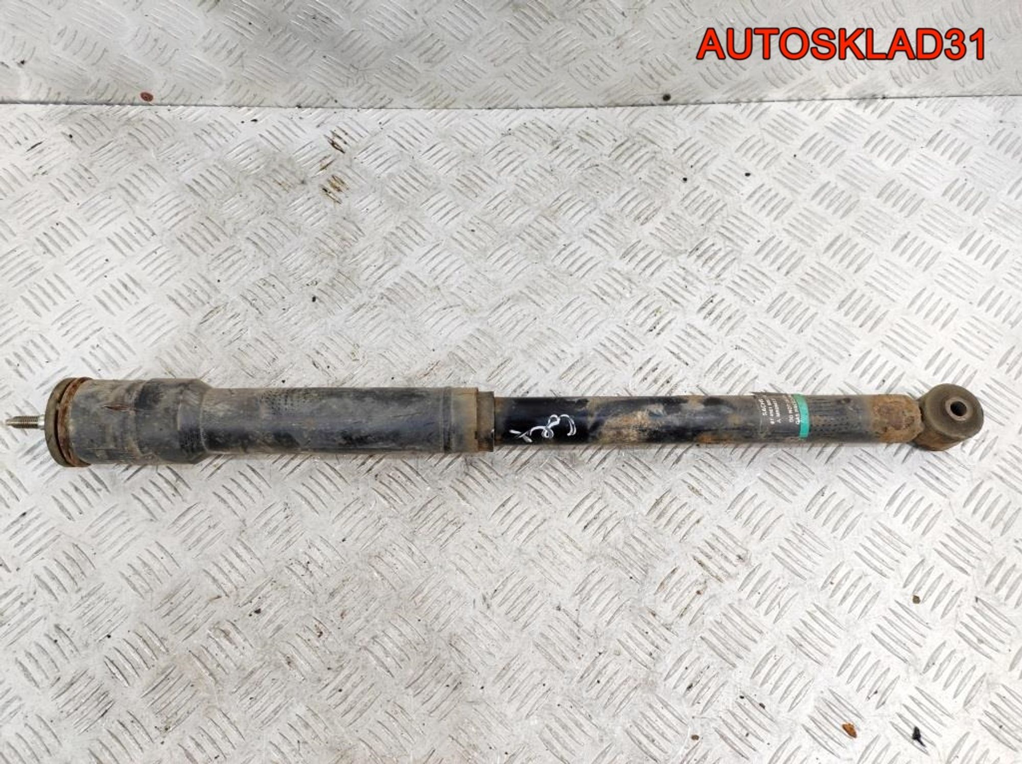 Амортизатор задний Mitsubishi Colt 4 MR594131, 2300 рублей, Дубовое