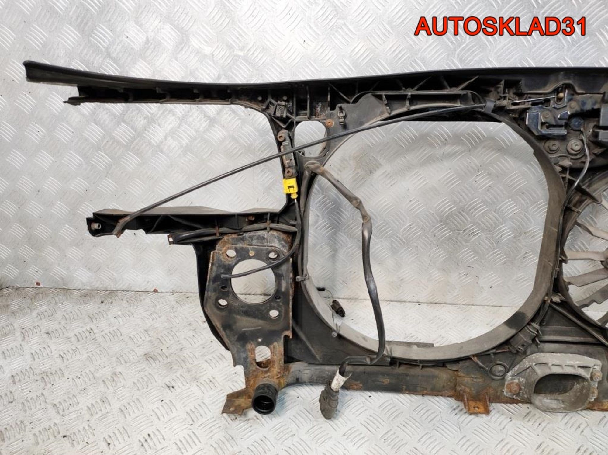 Панель передняя Audi A4 B6 2,5 Дизель 8E0805594A, 5400 рублей, Дубовое