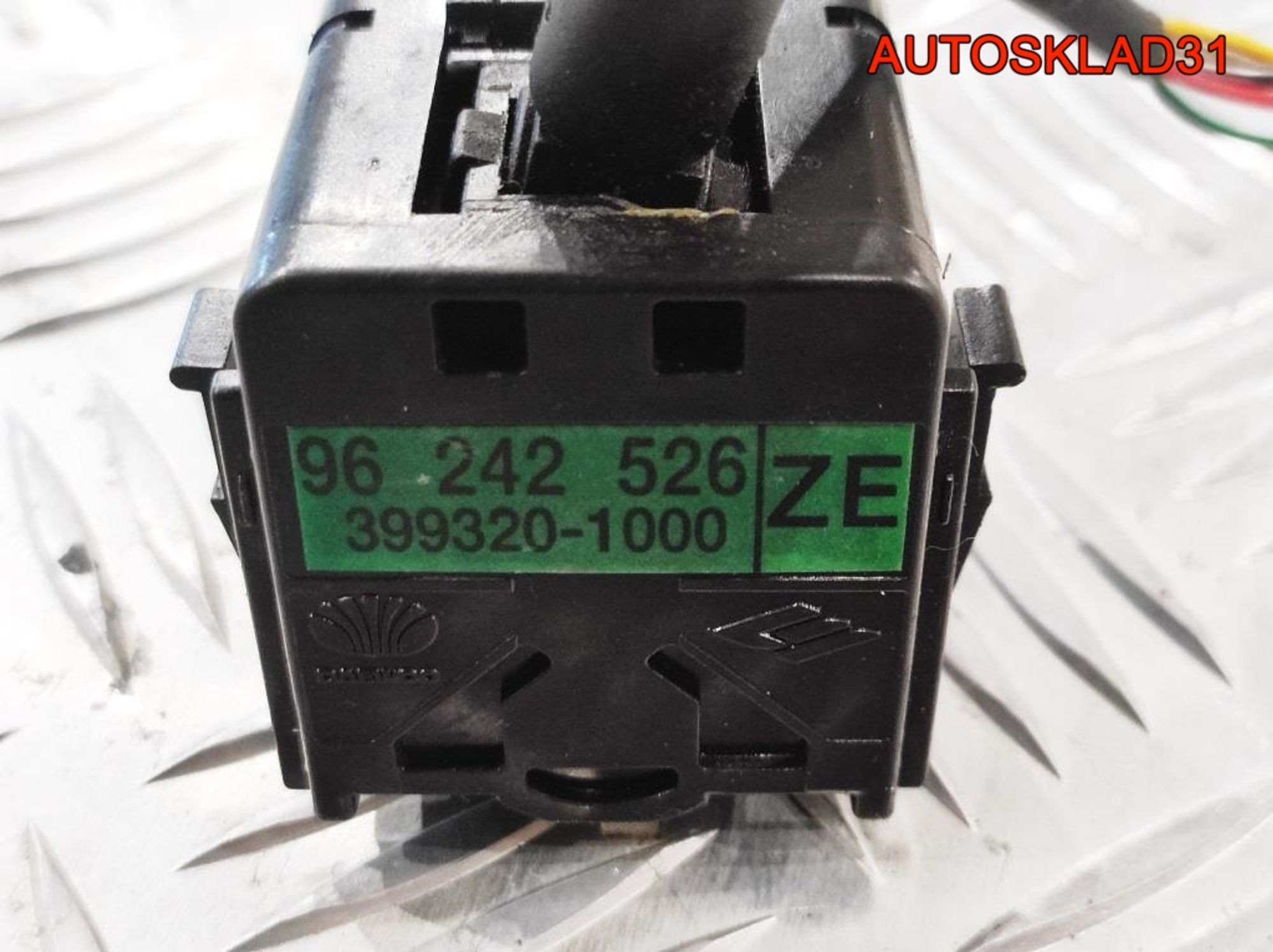 Переключатель поворотов Chevrolet Lanos 1 96242526, 1000 рублей, Дубовое