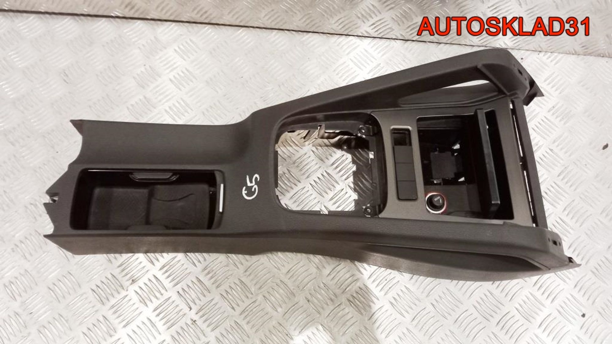Консоль центральная VW Golf 5 1K0863243A, 3000 рублей, Дубовое