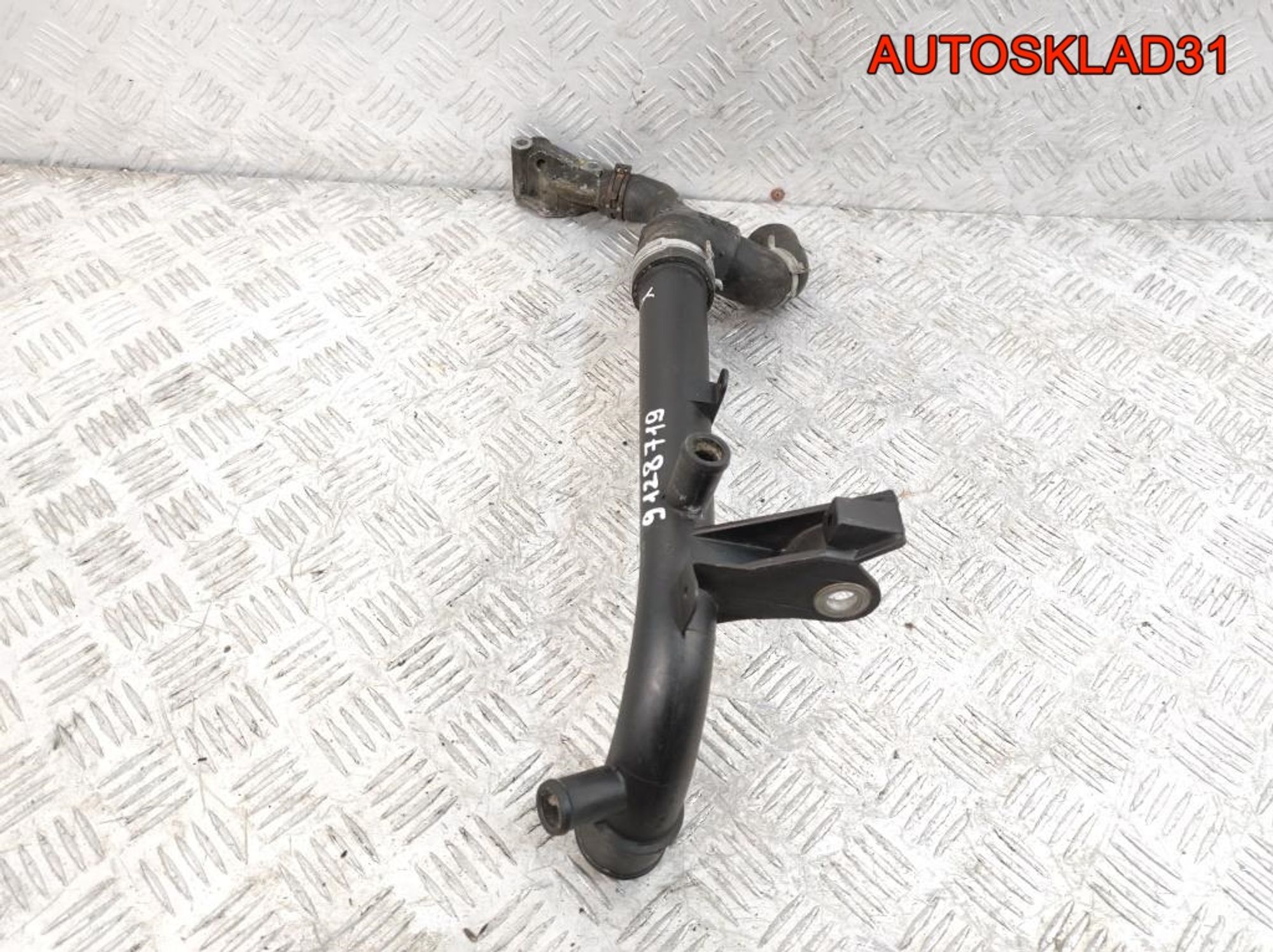 Трубка системы охлаждения Opel Vectra B 1.6 Y16XE Бензин 9128719, 2000 рублей, Дубовое