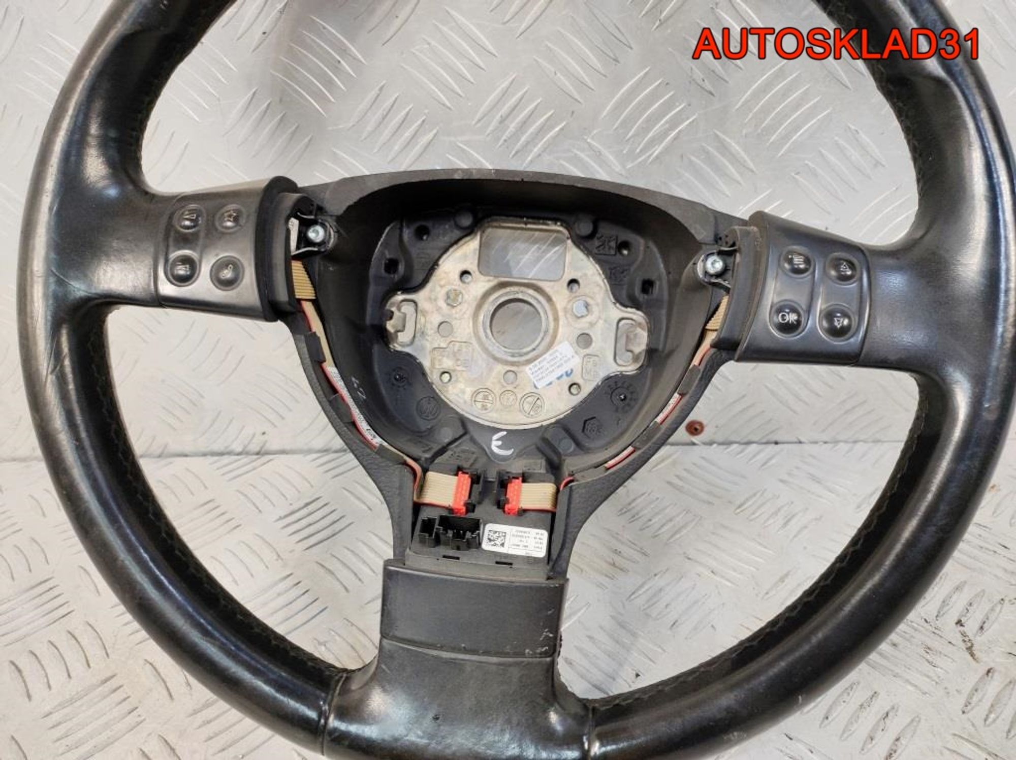 Рулевое колесо кожа VW Passat B6 3C0419091LE74, 4500 рублей, Дубовое