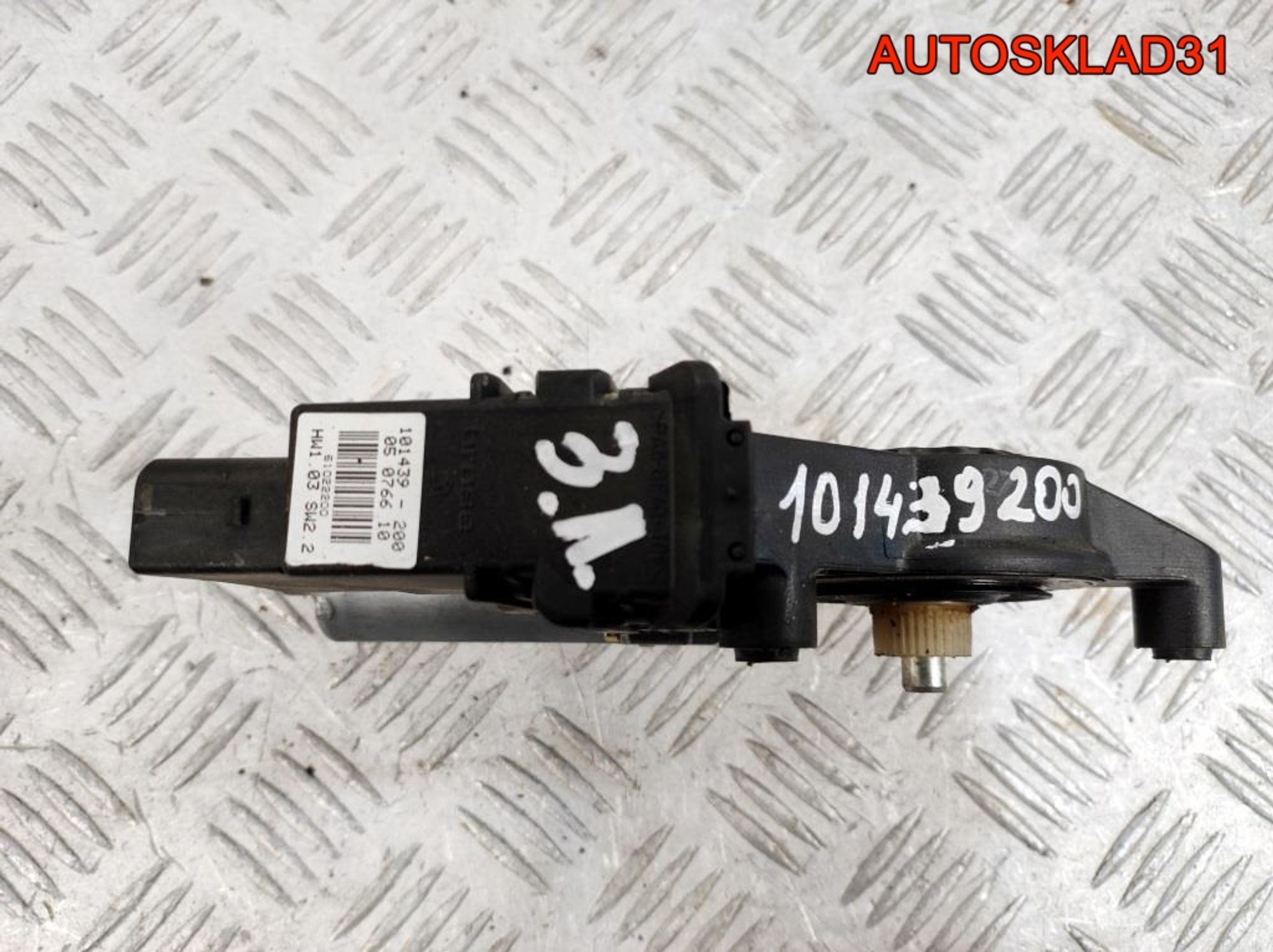 Моторчик стеклоподъемника зад левый VW Passat B5 101439200, 800 рублей, Дубовое