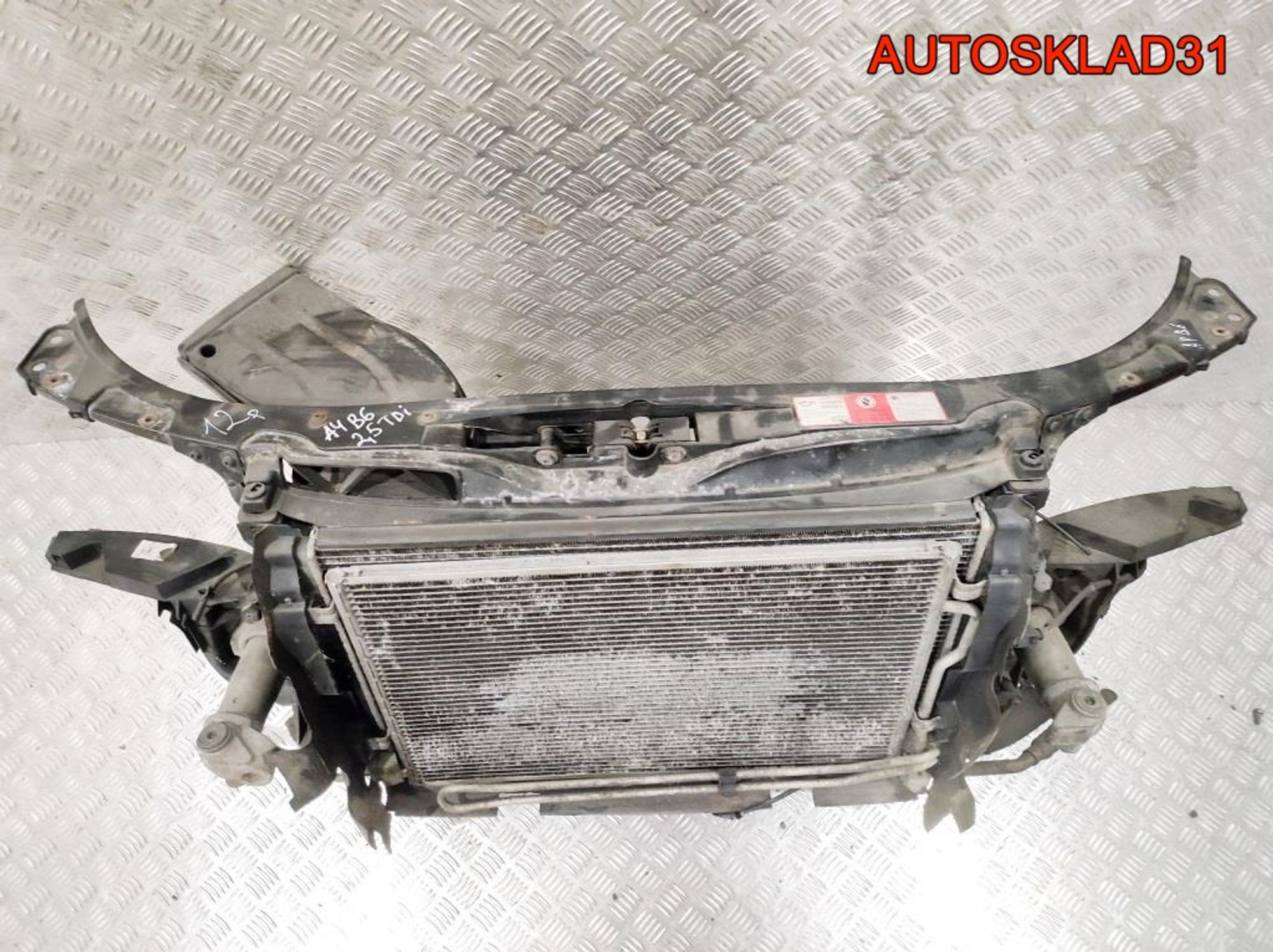 Панель передняя в сборе Audi A4 B6 2,5 Дизель (Р), 20000 рублей, Дубовое