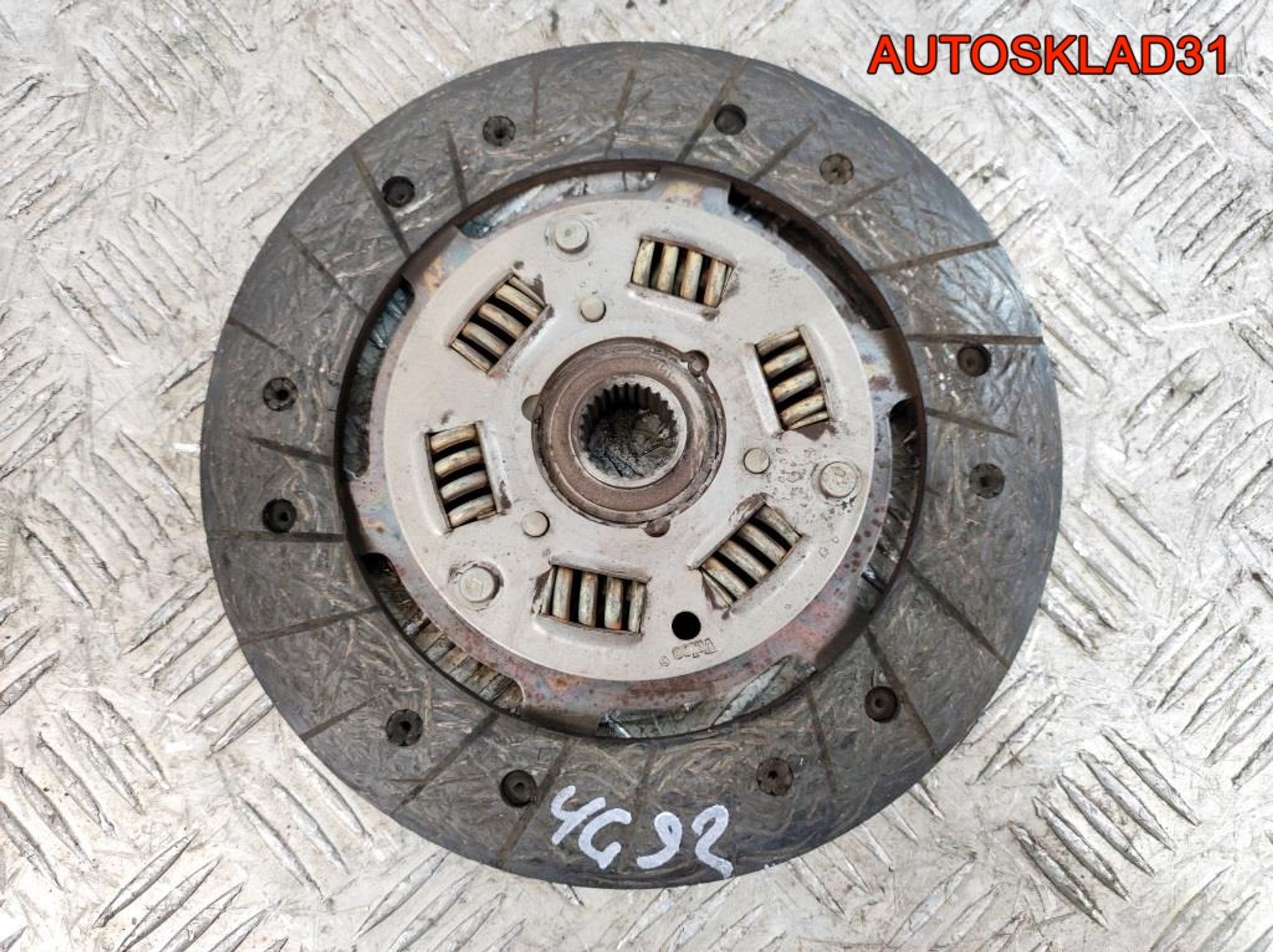 Комплект сцепления Mitsubishi Carisma DA 1.6 4G92 MD310399, 3000 рублей, Дубовое