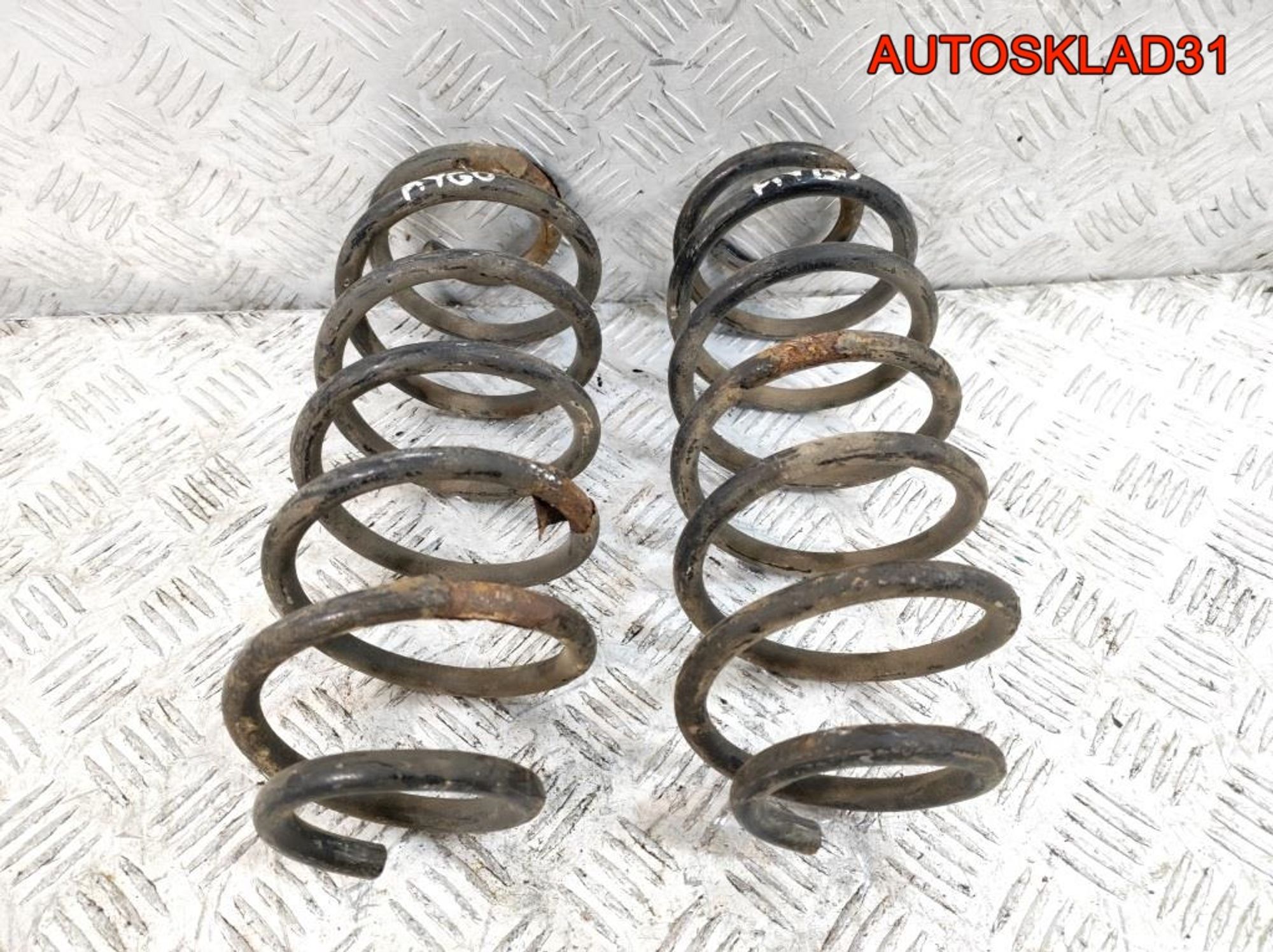 Пружина подвески задняя Комплект Toyota Aygo 1,0 Бензин 482310H020, 2000 рублей, Дубовое