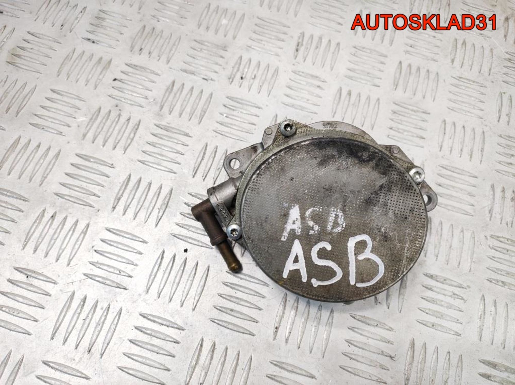 Насос вакуумный Audi A4 B7 3.0 ASB 057145100AD, 2500 рублей, Дубовое
