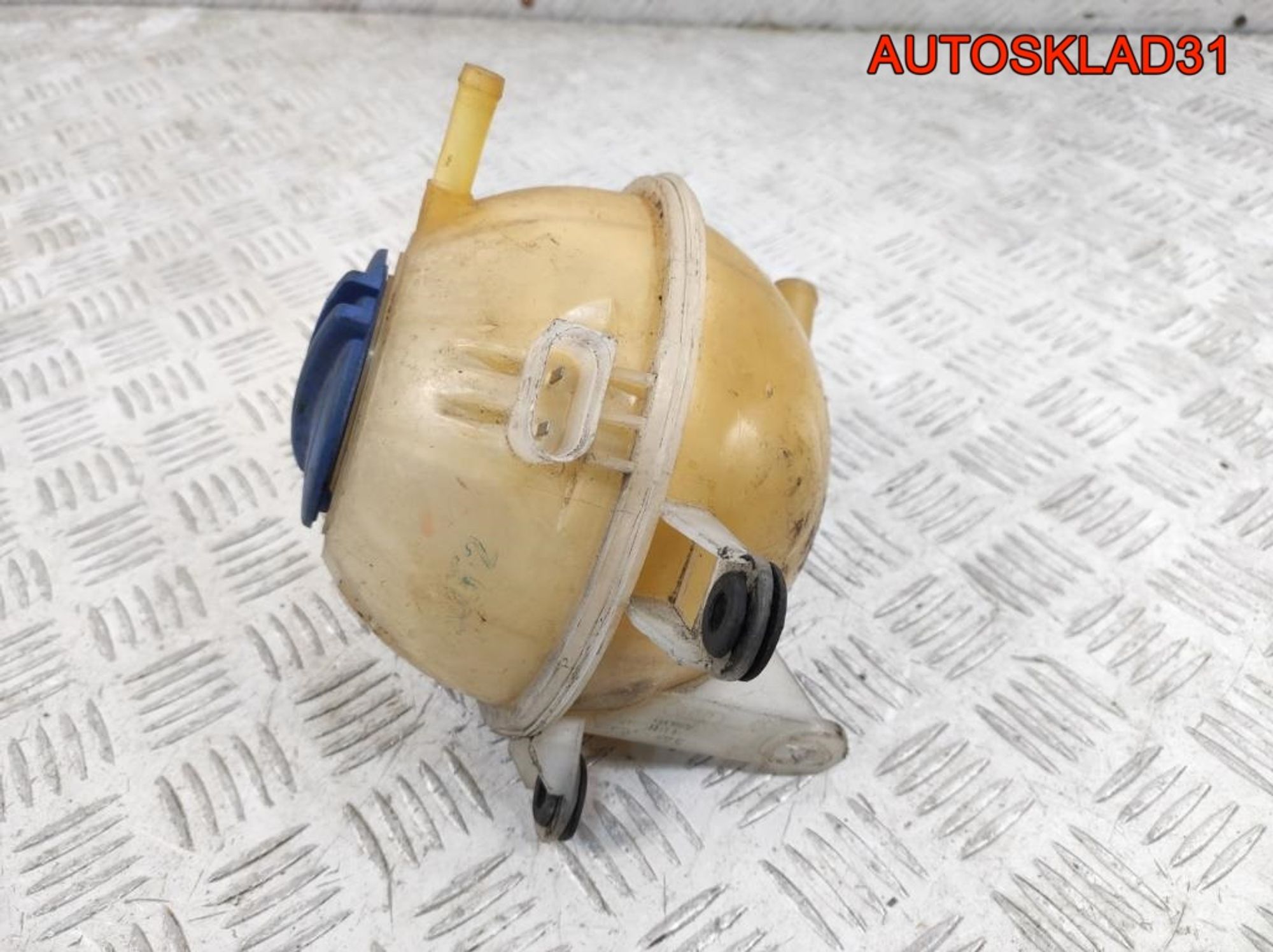 Бачок расширительный Audi A2 8Z0121407C, 1200 рублей, Дубовое