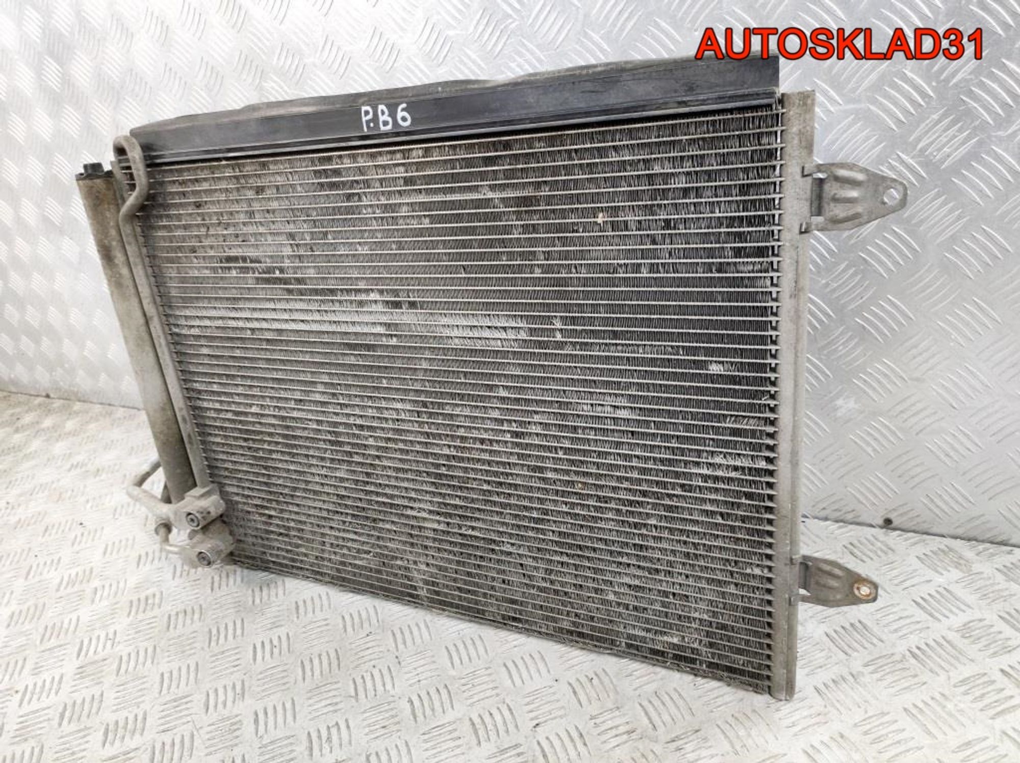 Радиатор кондиционера VW Passat B6 3C0820411G, 2500 рублей, Дубовое