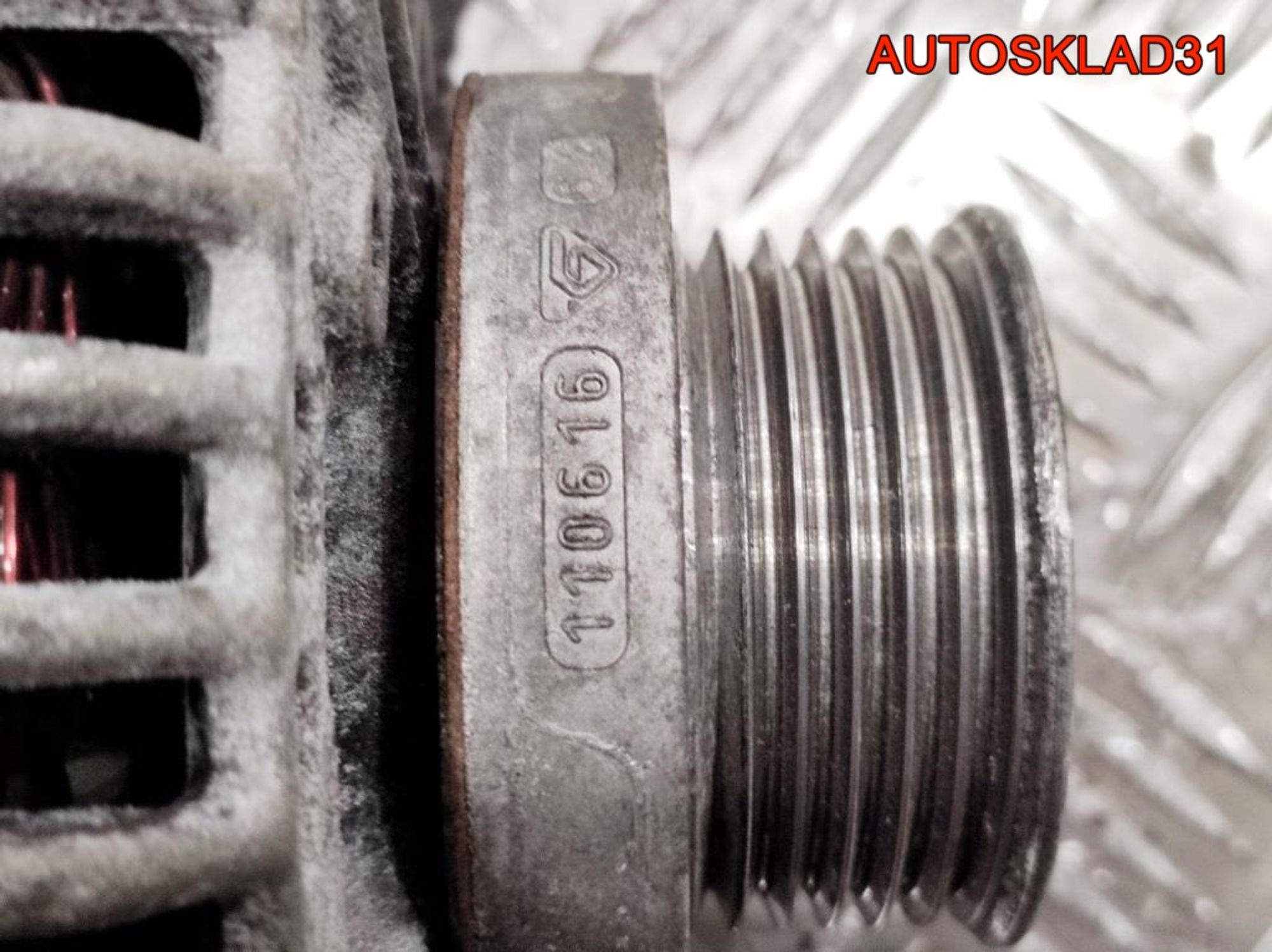 Генератор 98A Renault Sandero 1 8200660040 (Р), 6000 рублей, Дубовое