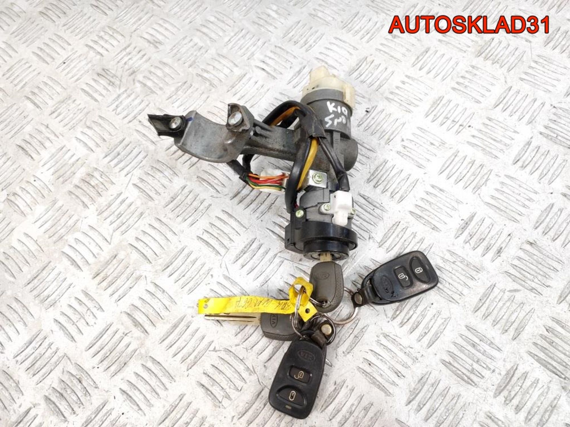 Замок зажигания Kia Sportage 2 2.0 G4GC Бензин 819102E000, 3000 рублей, Дубовое