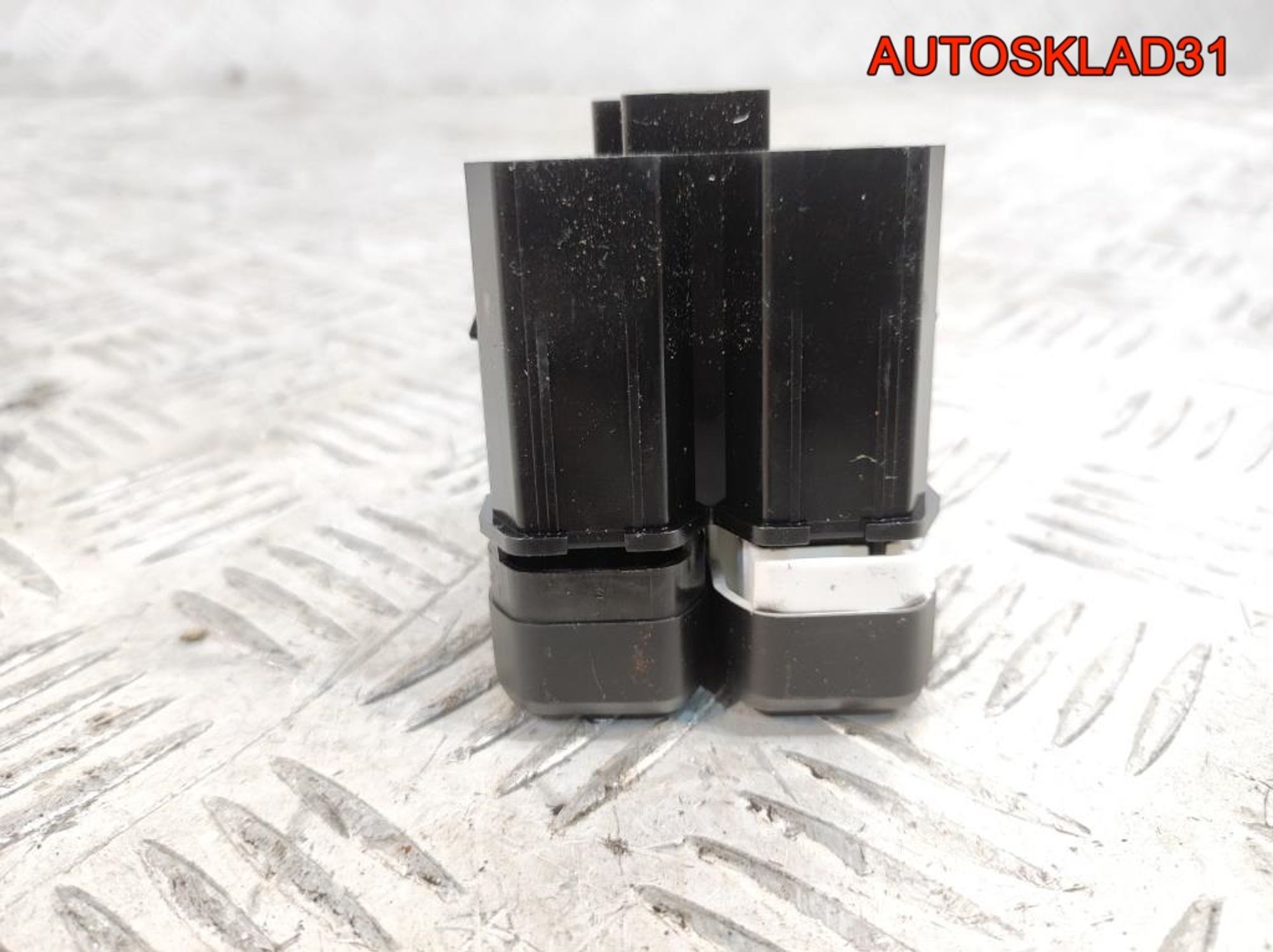 Блок кнопок Kia Rio 3 299105391, 2500 рублей, Дубовое