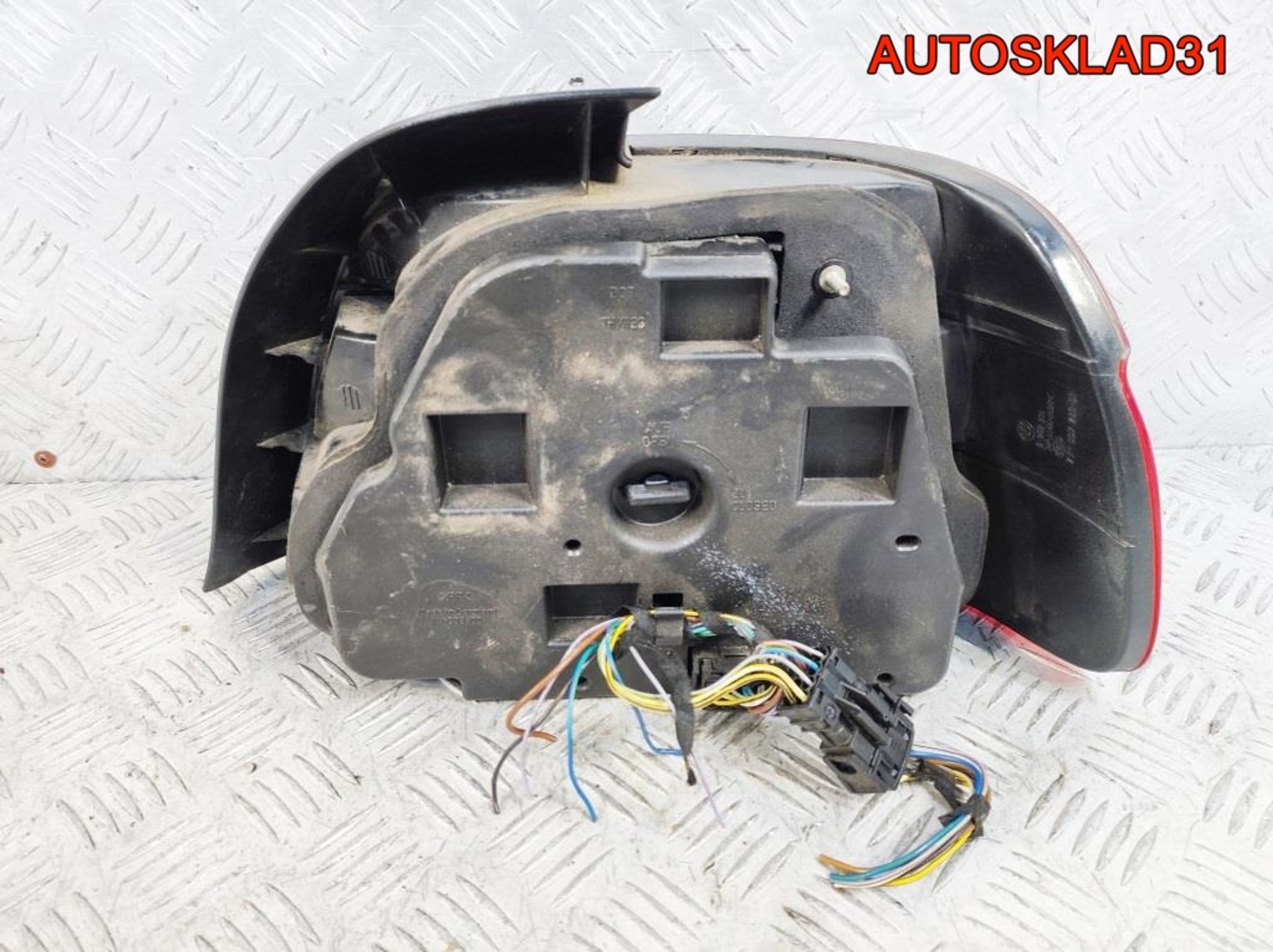 Фонарь задний левый BMW E39 8358031 Седан, 1300 рублей, Дубовое