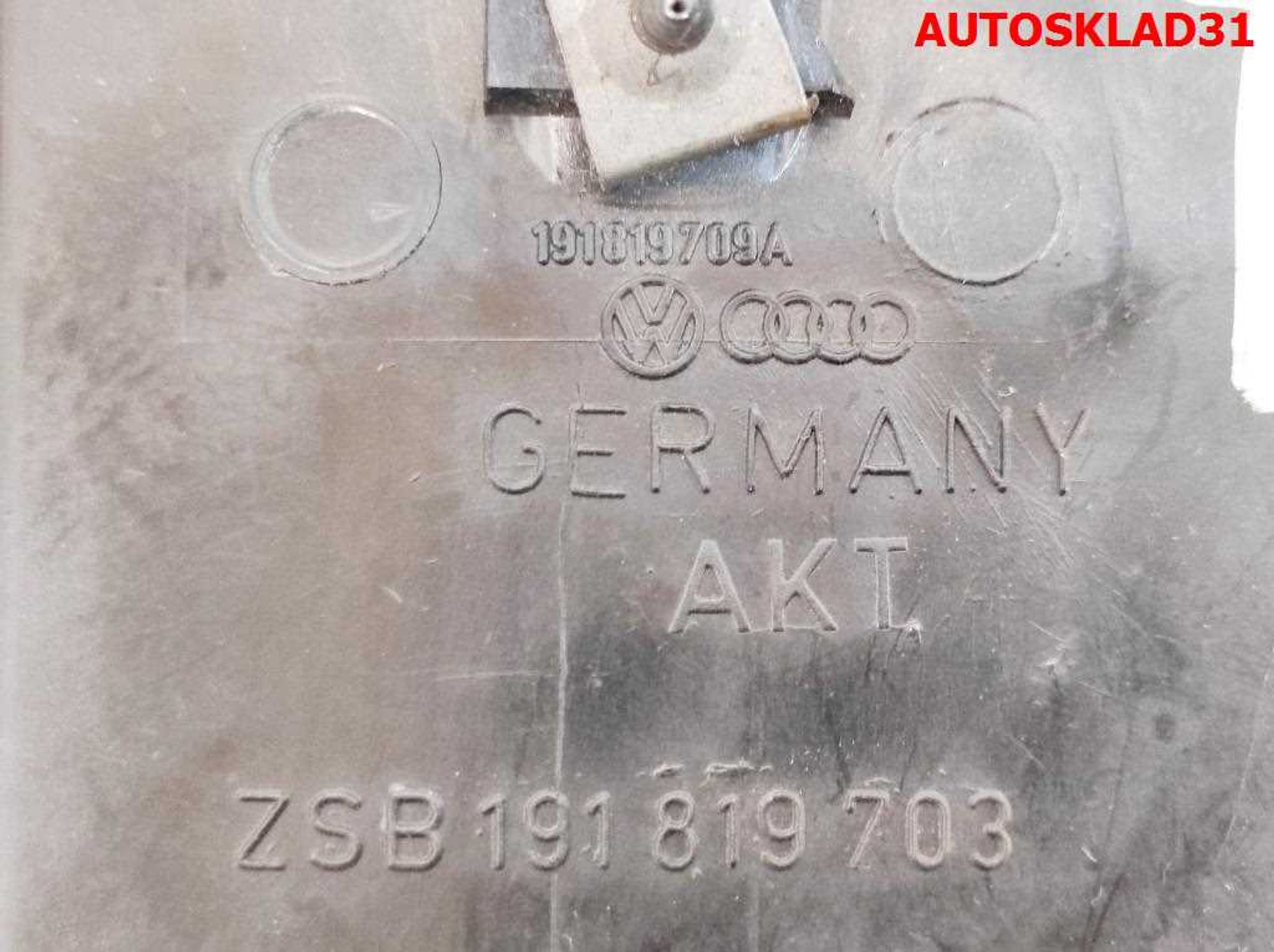 Дефлектор воздушный центральный VW Transporter T4 191819703, 1000 рублей, Дубовое