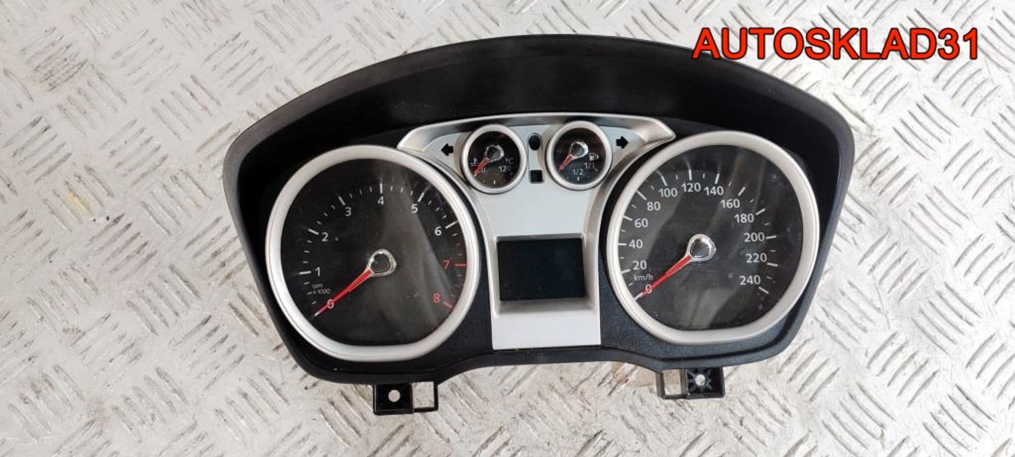 Панель приборов Ford Focus 2 Бензин АКПП 8V4T10849EJ, 20000 рублей, Дубовое