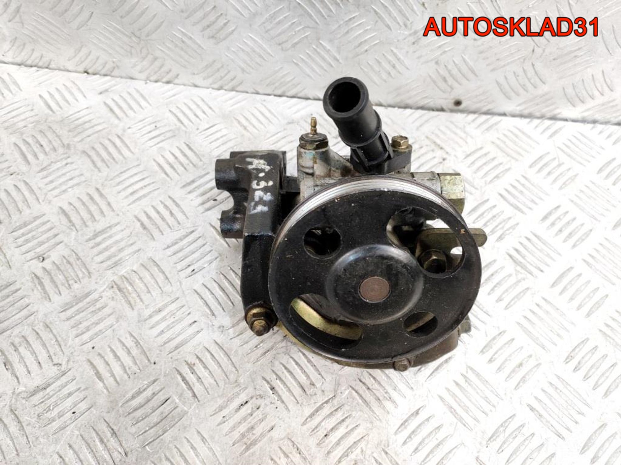 Насос гидроусилителя Mazda 323 BA B21H32650B, 2700 рублей, Дубовое