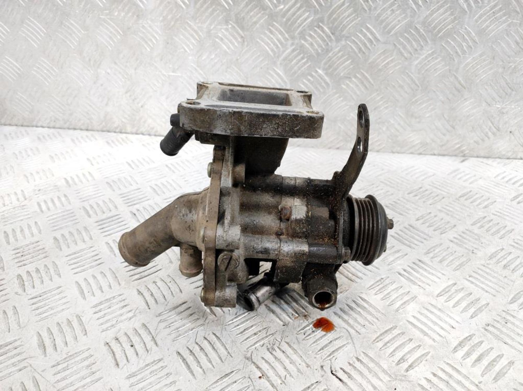 Насос ГУР Ford Mondeo 3 2,0 Дизель XS713A674BE, 4500 рублей, Дубовое