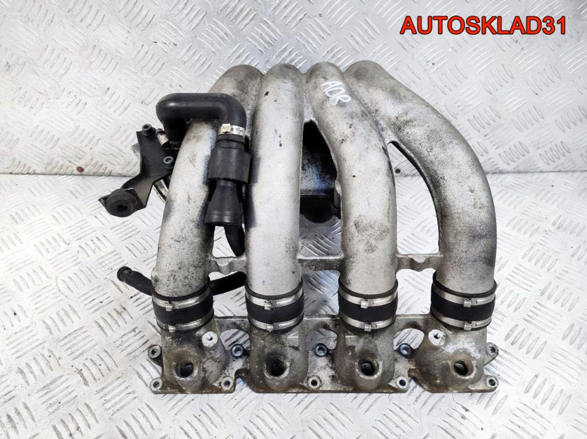 Коллектор впускной VW Passat B5 1,8 ADR 058133205B, 1700 рублей, Дубовое