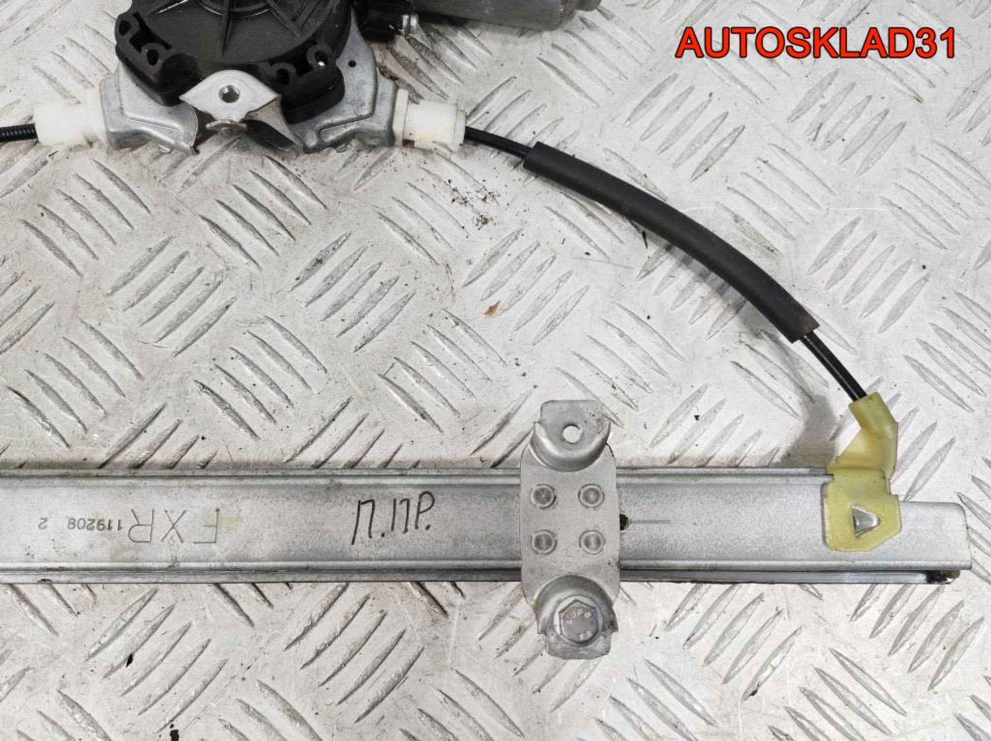 Стеклоподъемник передней правый Nissan Note E11, 6300 рублей, Дубовое