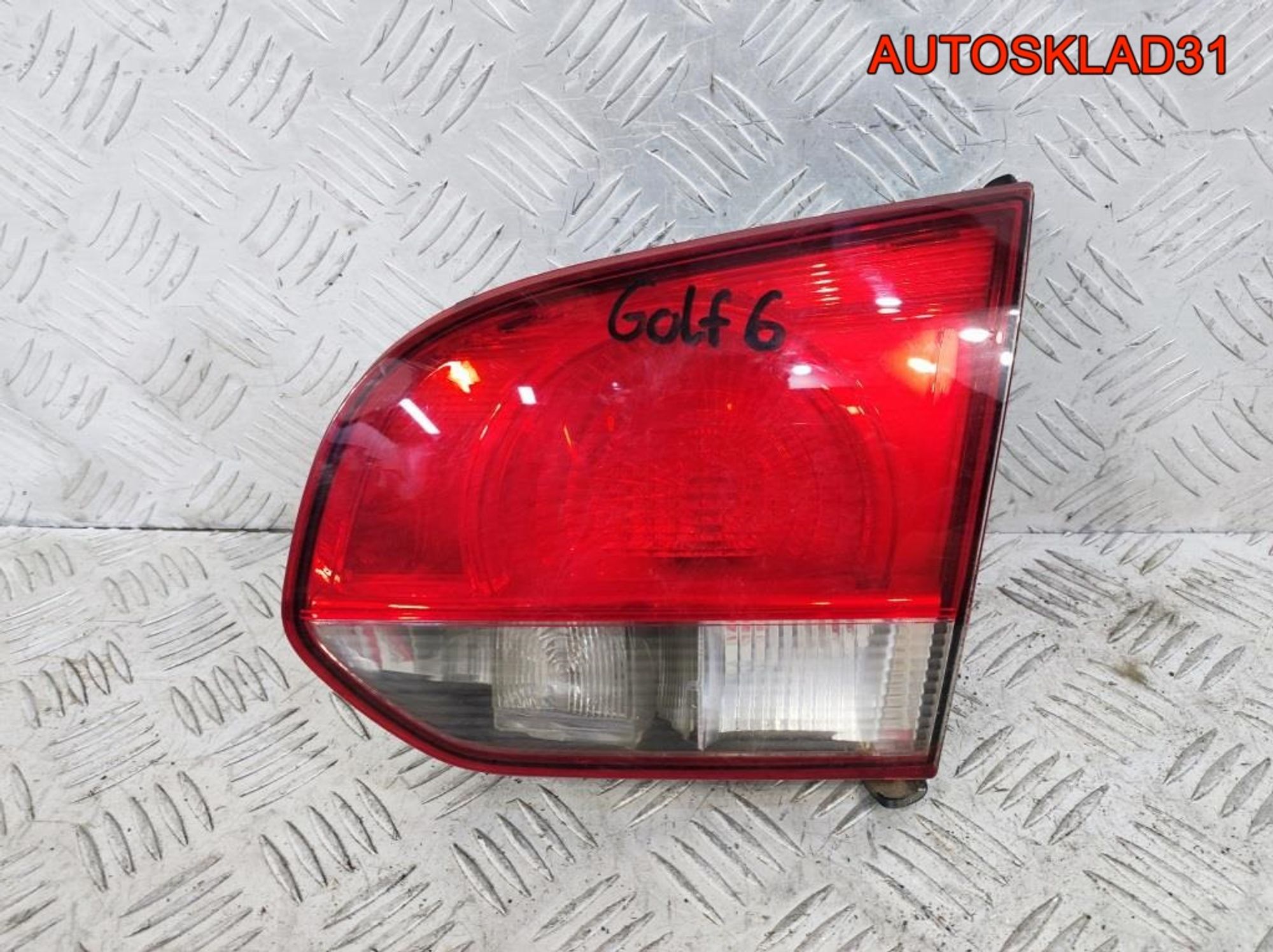 Фонарь внутренний правый VW Golf 6 5K0945094G, 3300 рублей, Дубовое