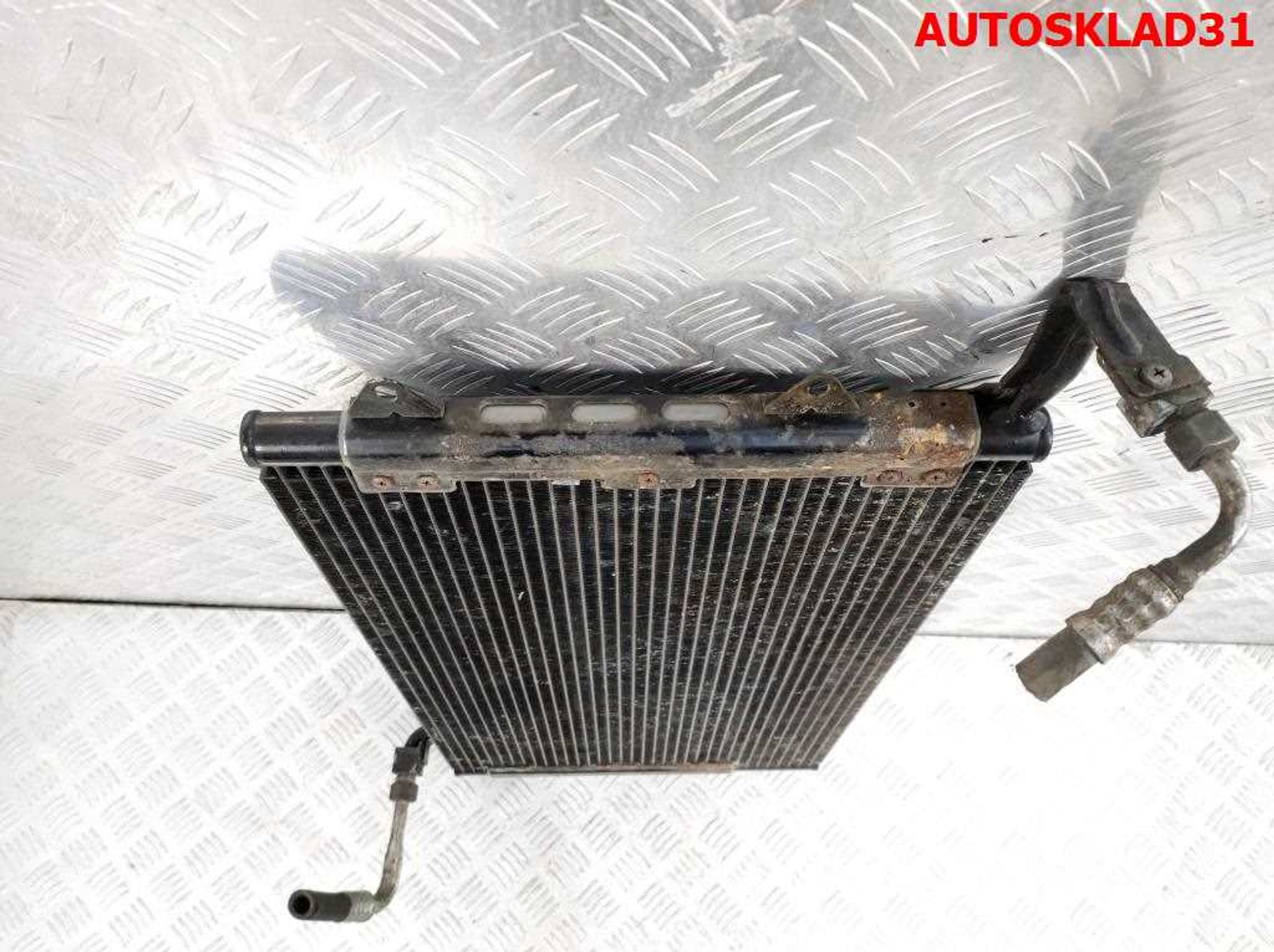 Радиатор кондиционера Volkswagen Golf 3 1H0820413, 1000 рублей, Дубовое