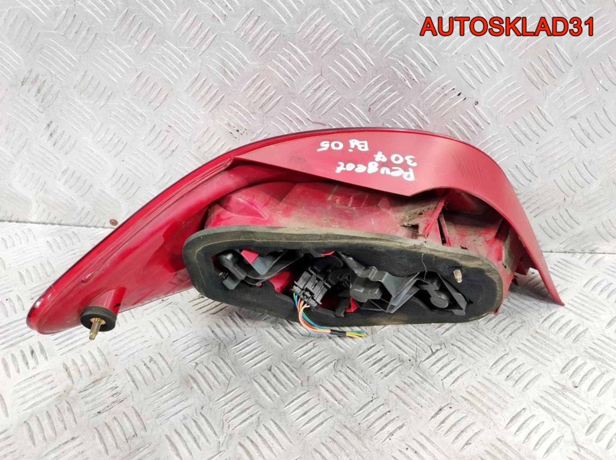 Фонарь задний правый Peugeot 307 9655767480 Рест, 7200 рублей, Дубовое