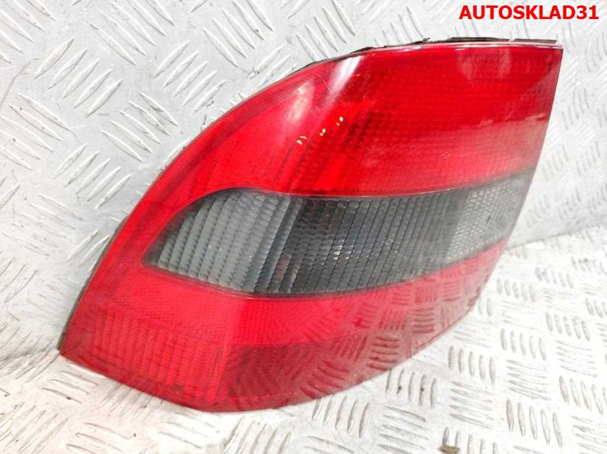 Фонарь задний левый Opel Vectra B Седан 37370748 Дорест, 1500 рублей, Дубовое