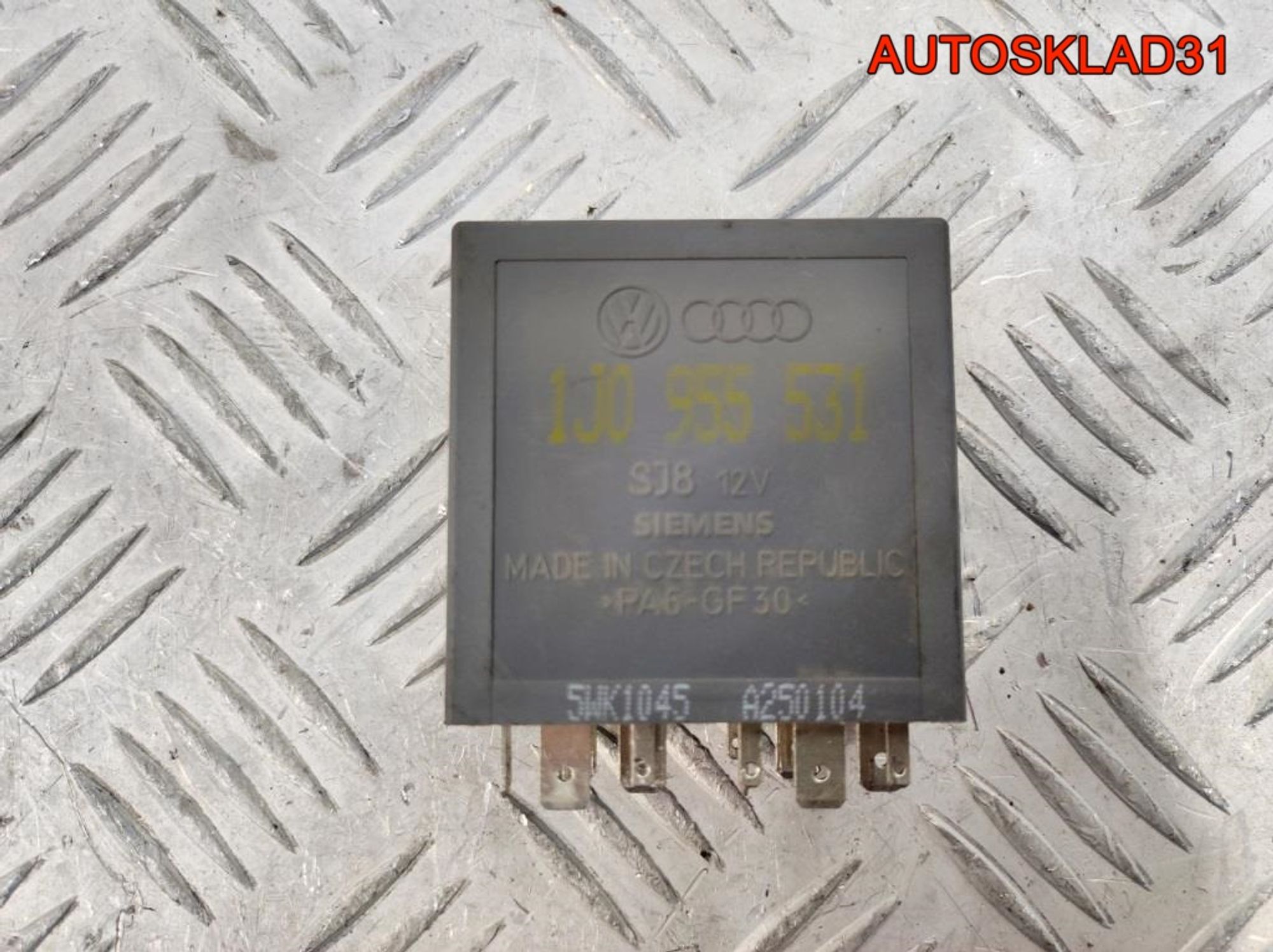 Реле стеклоочистителей VW Passat B5+ 1J0955531, 1400 рублей, Дубовое