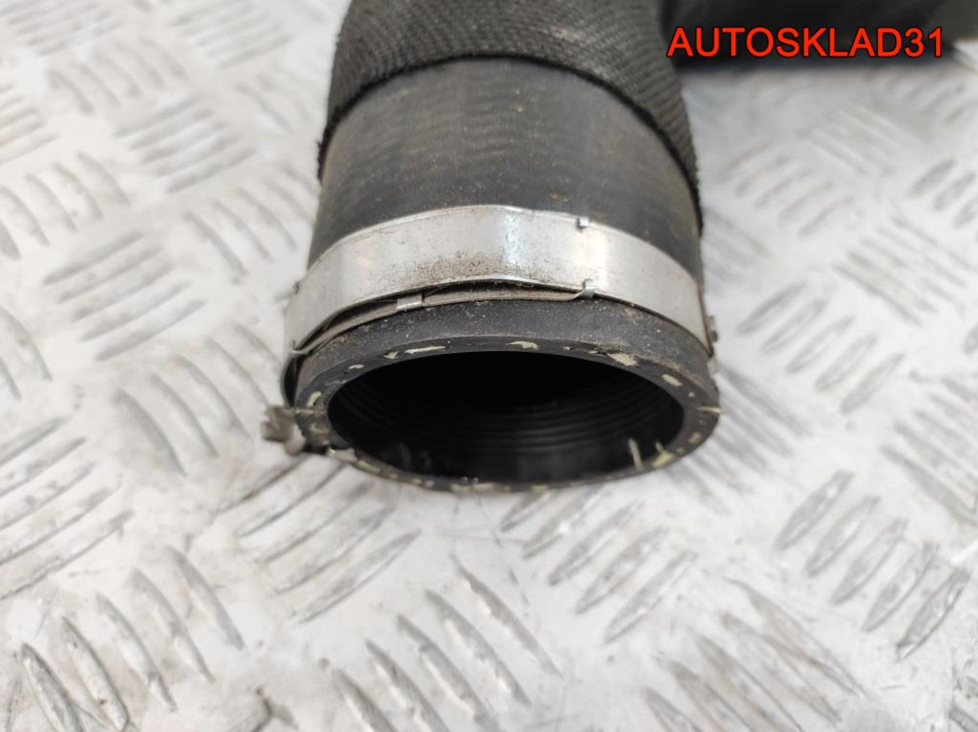 Патрубок интеркулера Audi A6 C7 4G 3,0 CDU 4G0145737AG, 3500 рублей, Дубовое