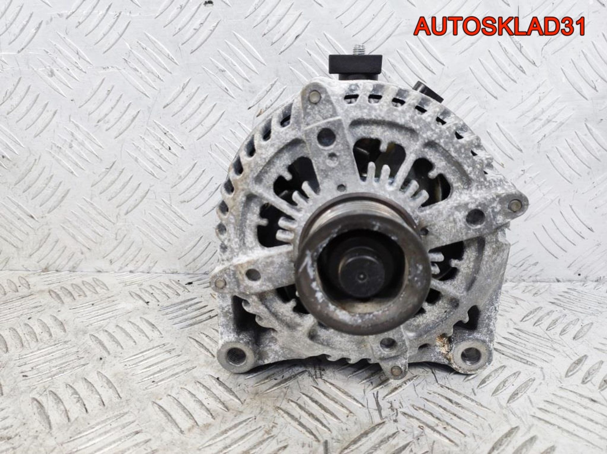 Генератор 180A BMW F30 2,0 B47D20A 12317640132, 8100 рублей, Дубовое