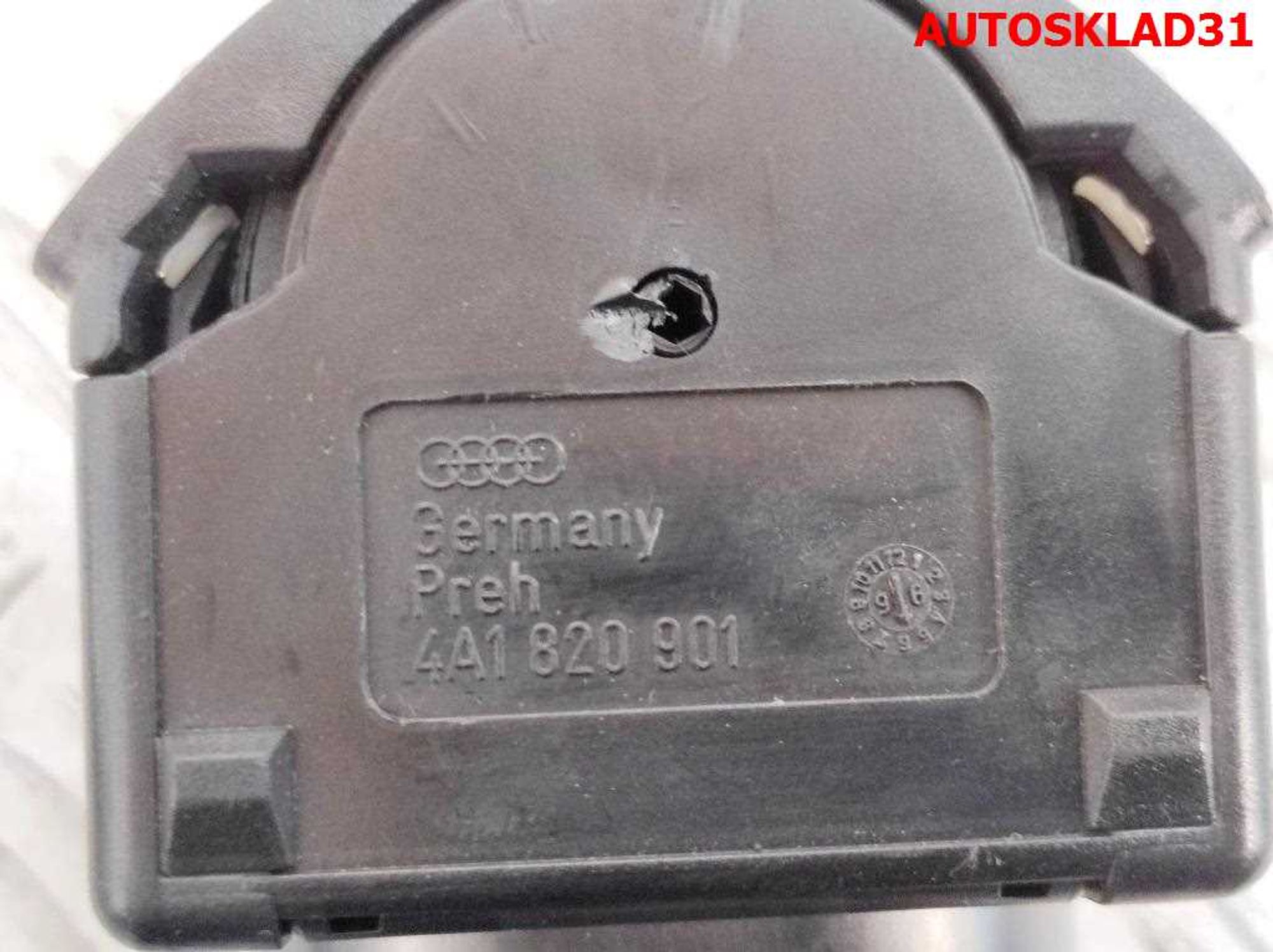 Дефлектор воздушный левый Audi A6 C4 4A1820901, 900 рублей, Дубовое