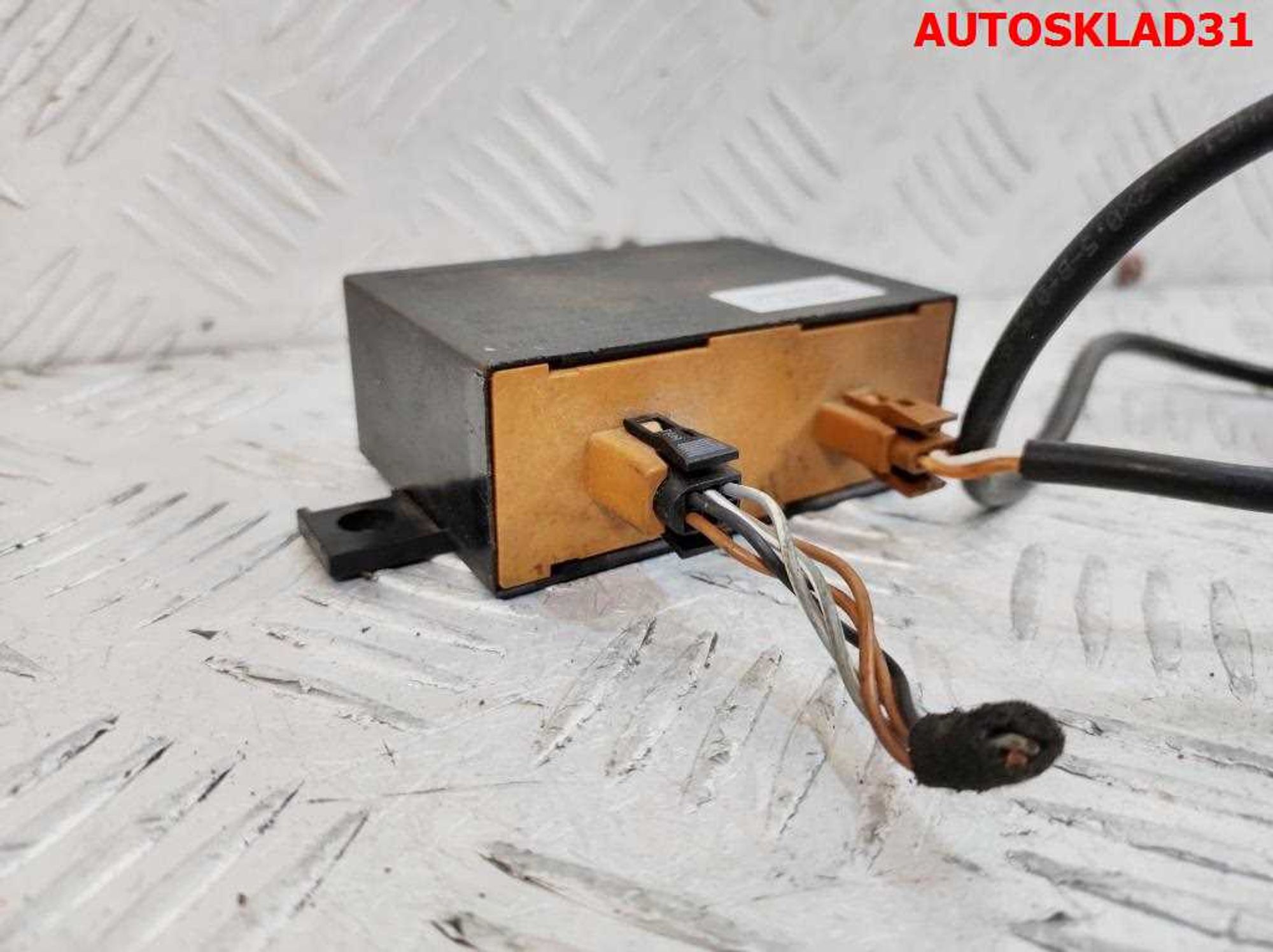 Блок иммобилайзера VW Polo Classic 1H0953257BB, 600 рублей, Дубовое