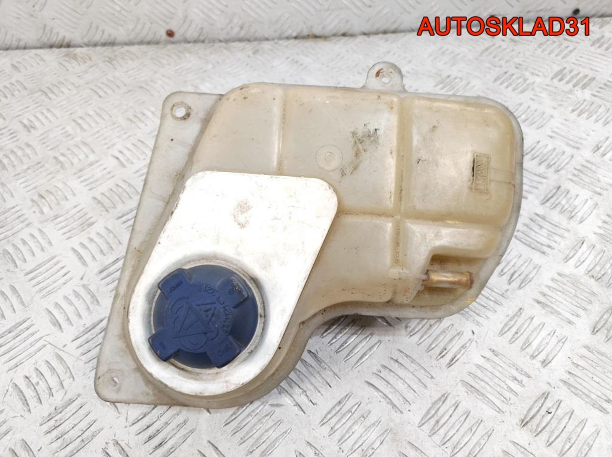 Бачок расширительный Audi A4 B5 8D0121407, 1200 рублей, Дубовое