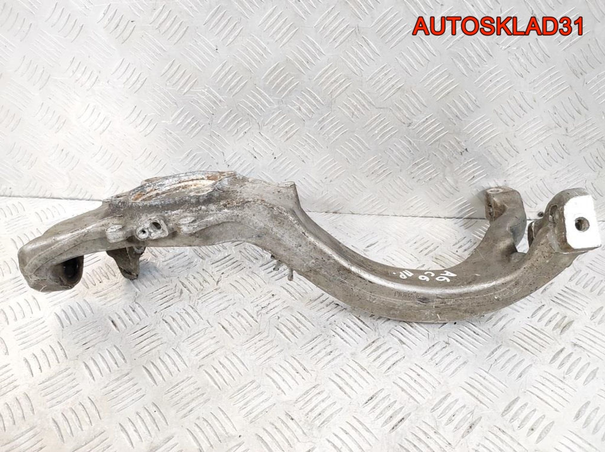Кулак передний правый Audi A6 C6 4F0407242E, 7000 рублей, Дубовое