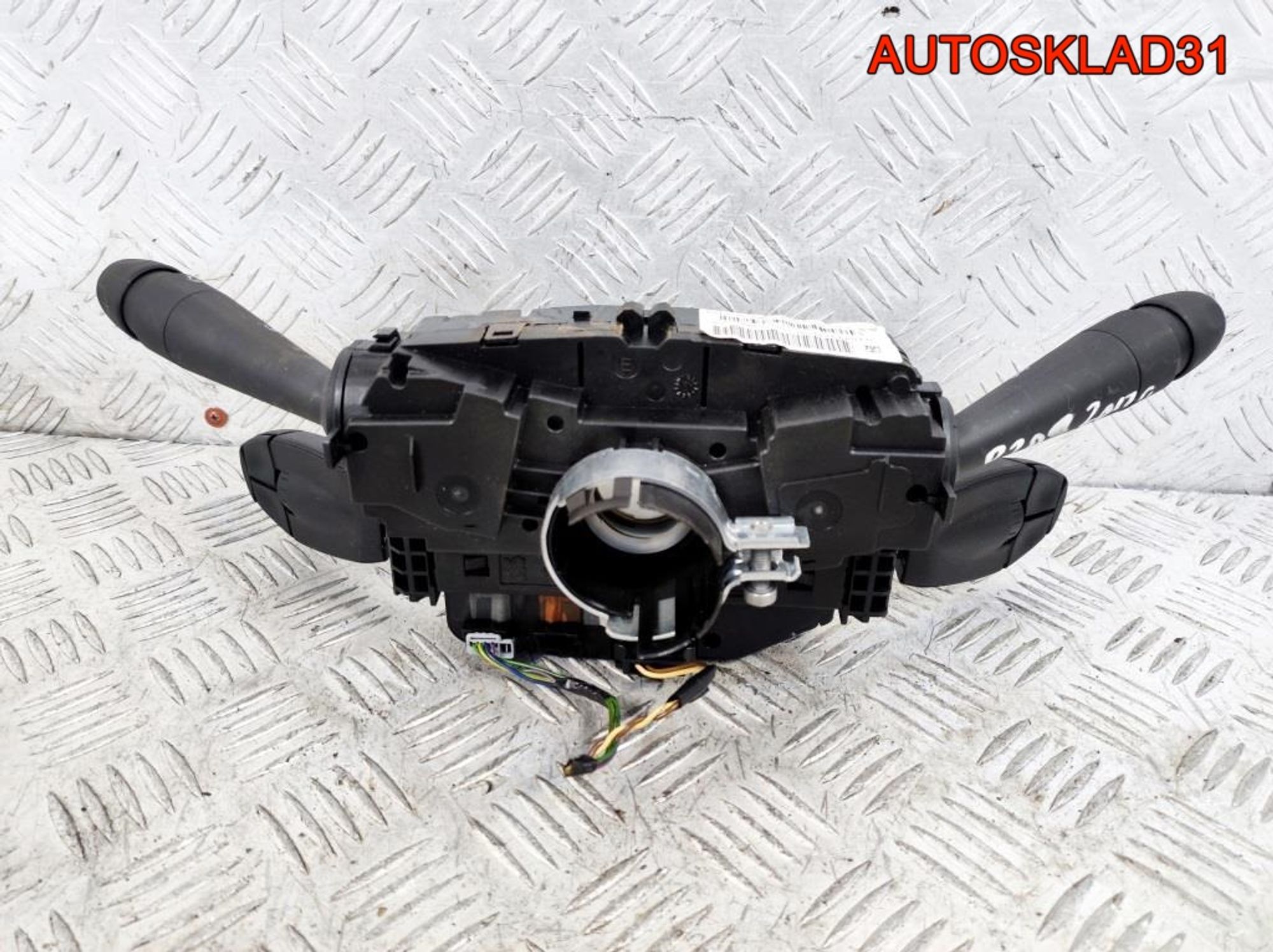 Переключатель подрулевой Peugeot 208 98154492ZD, 21900 рублей, Дубовое