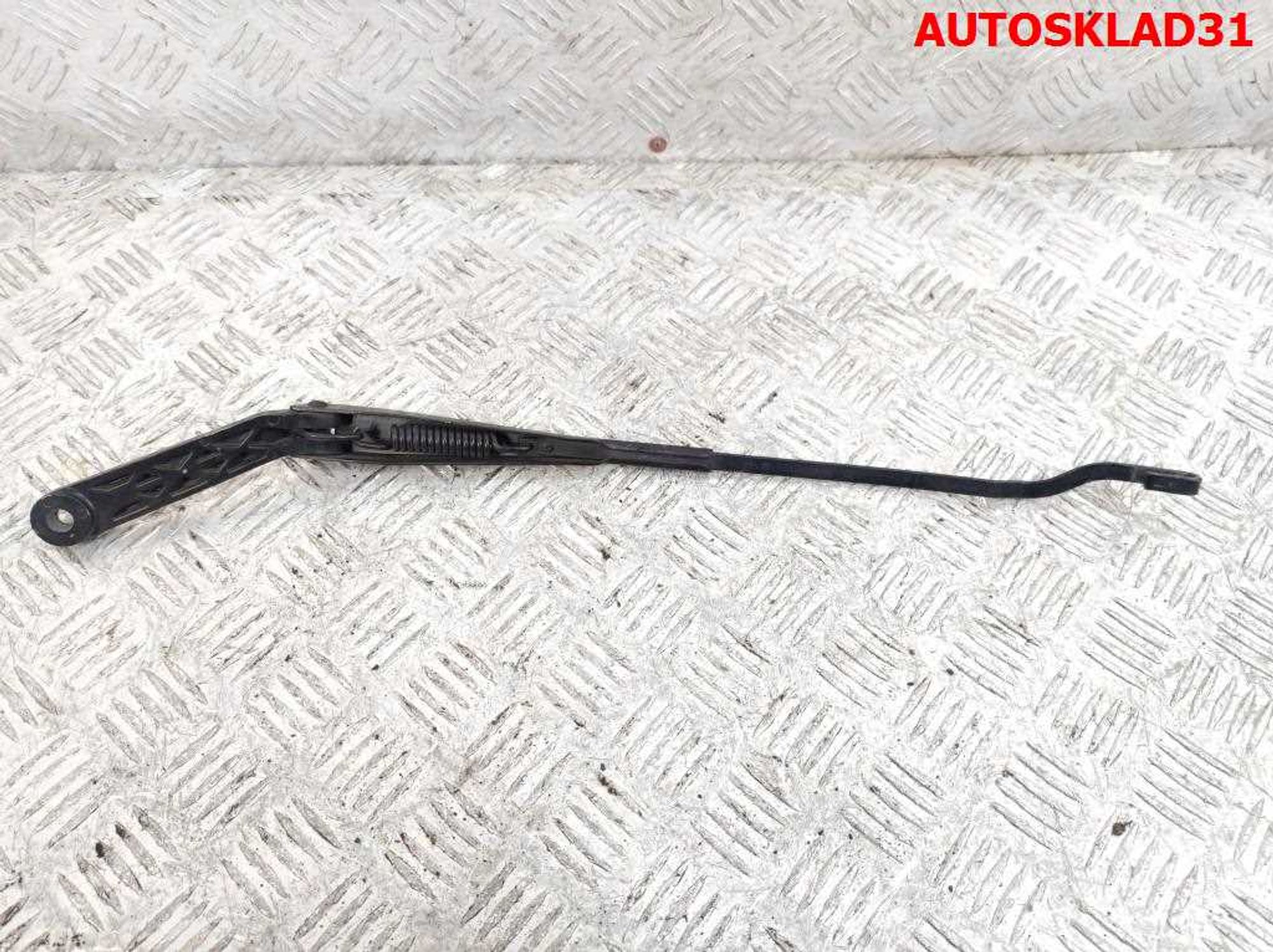 Поводок стеклоочистителя правый Opel Vectra A 90504487, 1200 рублей, Дубовое