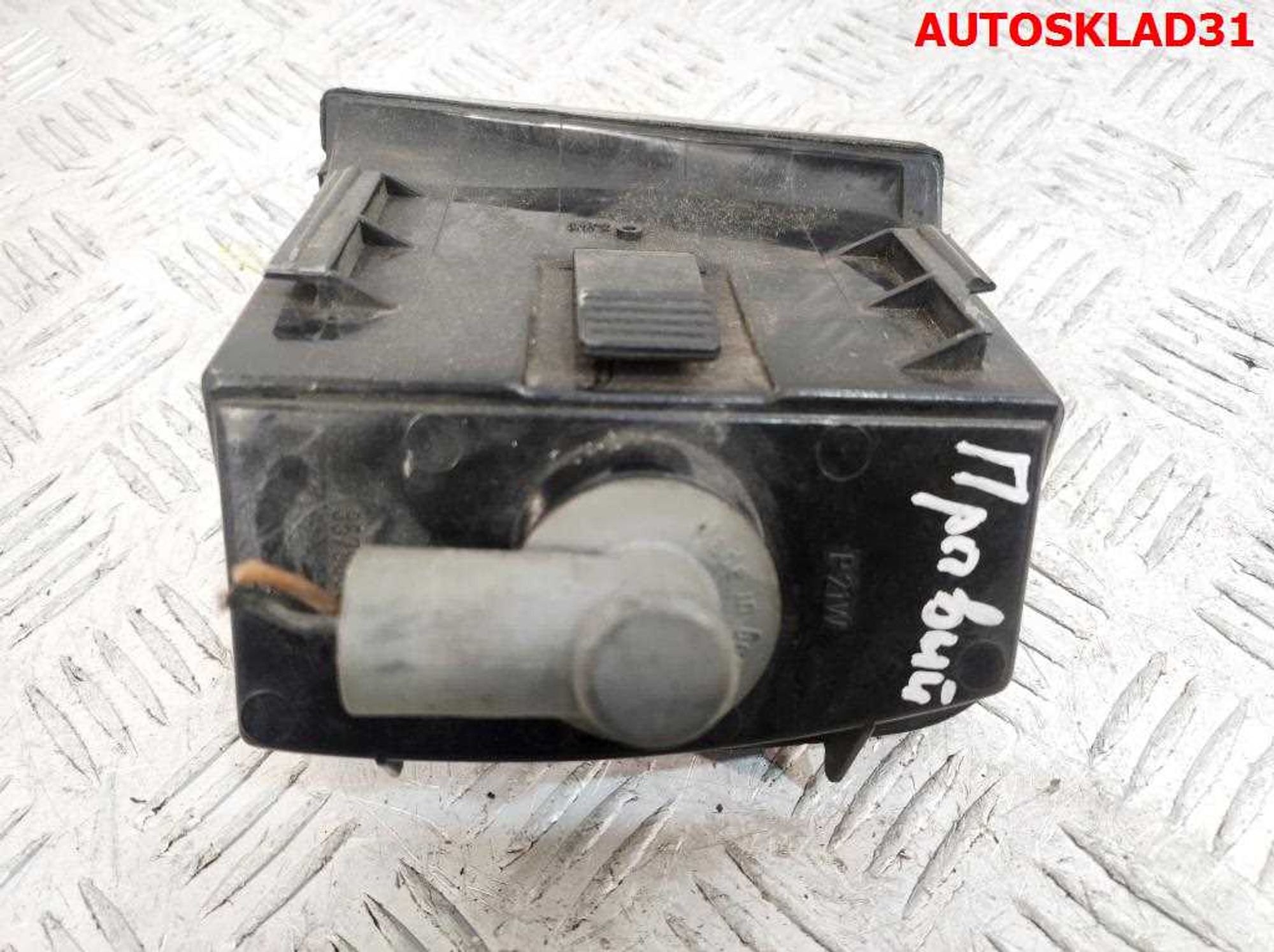 Указатель поворота правый VW Passat B3 357953050A, 900 рублей, Дубовое