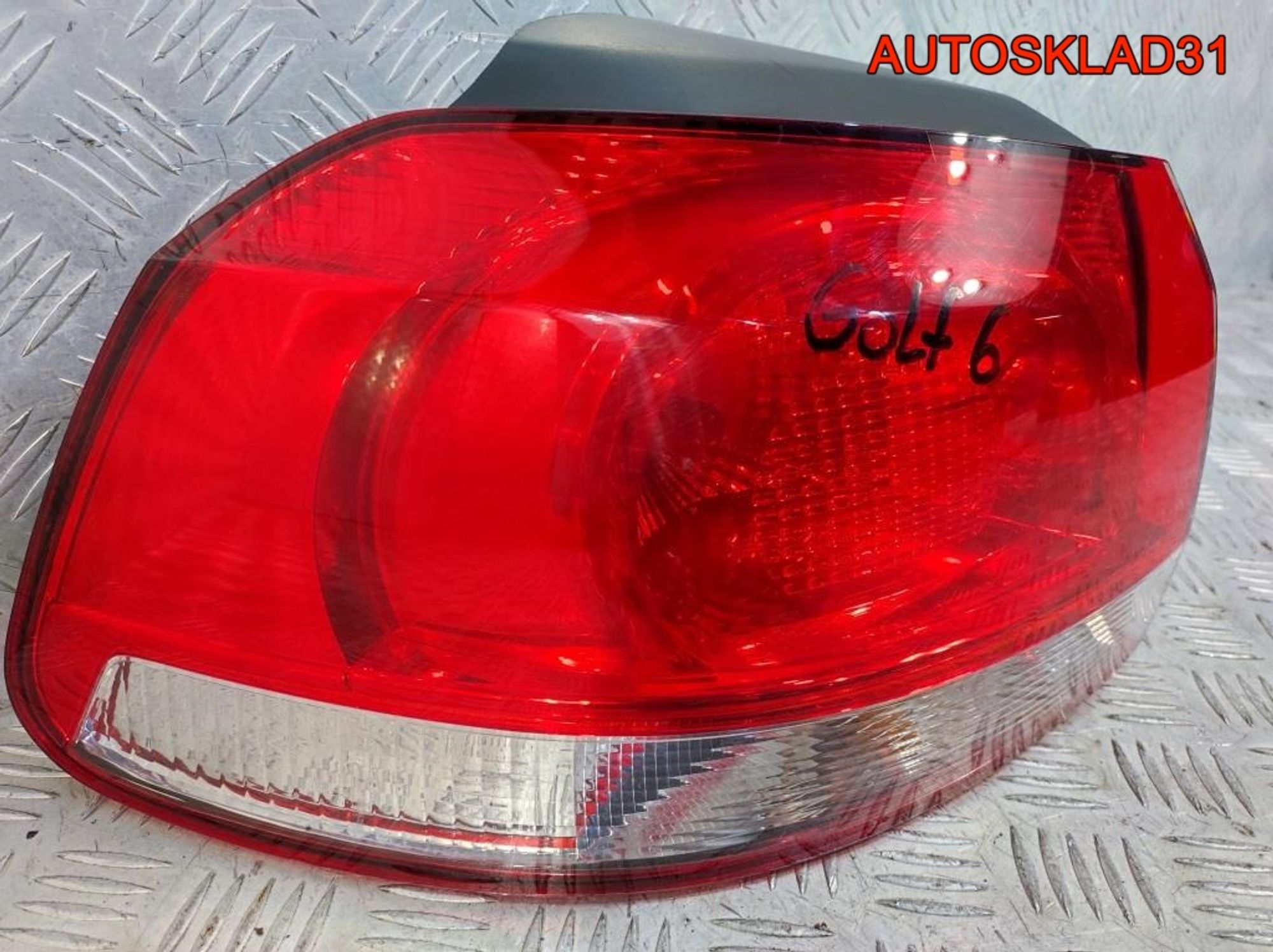 Фонарь задний наружный левый VW Golf 6 5K0945095E, 4100 рублей, Дубовое