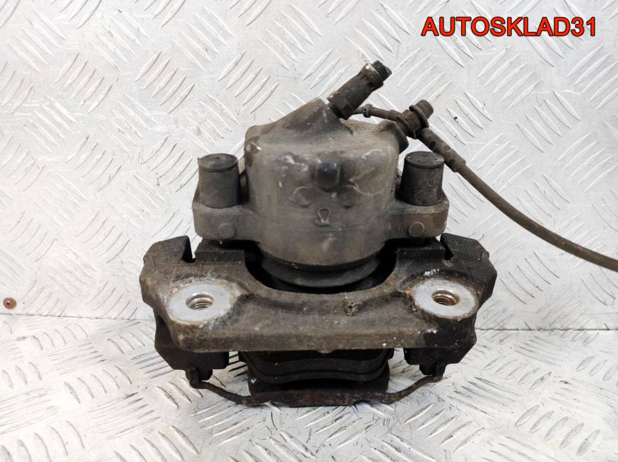 Суппорт тормозной перед левый BMW E90 34116769091, 2100 рублей, Дубовое