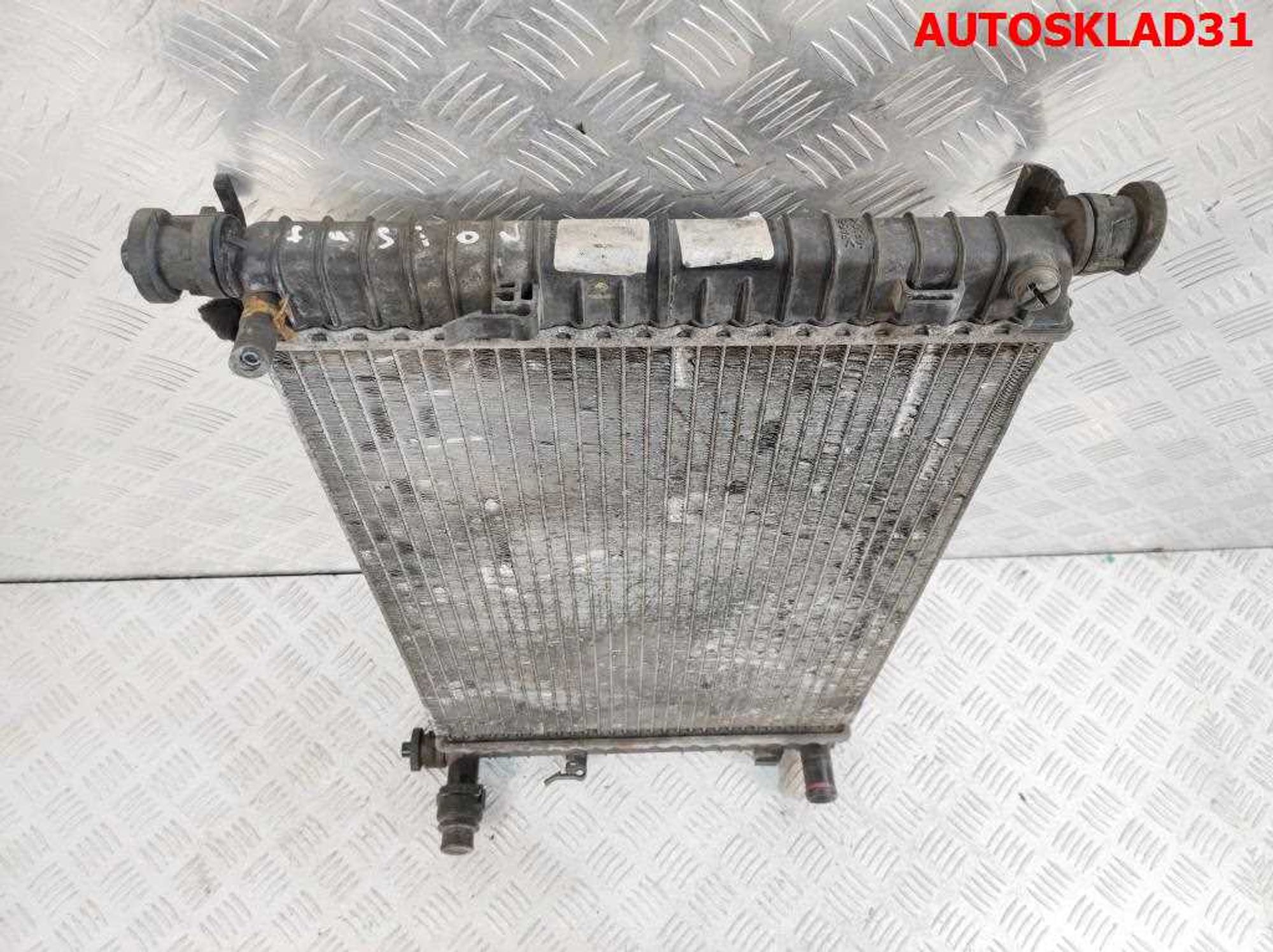 Радиатор основной Ford Fusion 4S6H8C342AA, 2000 рублей, Дубовое