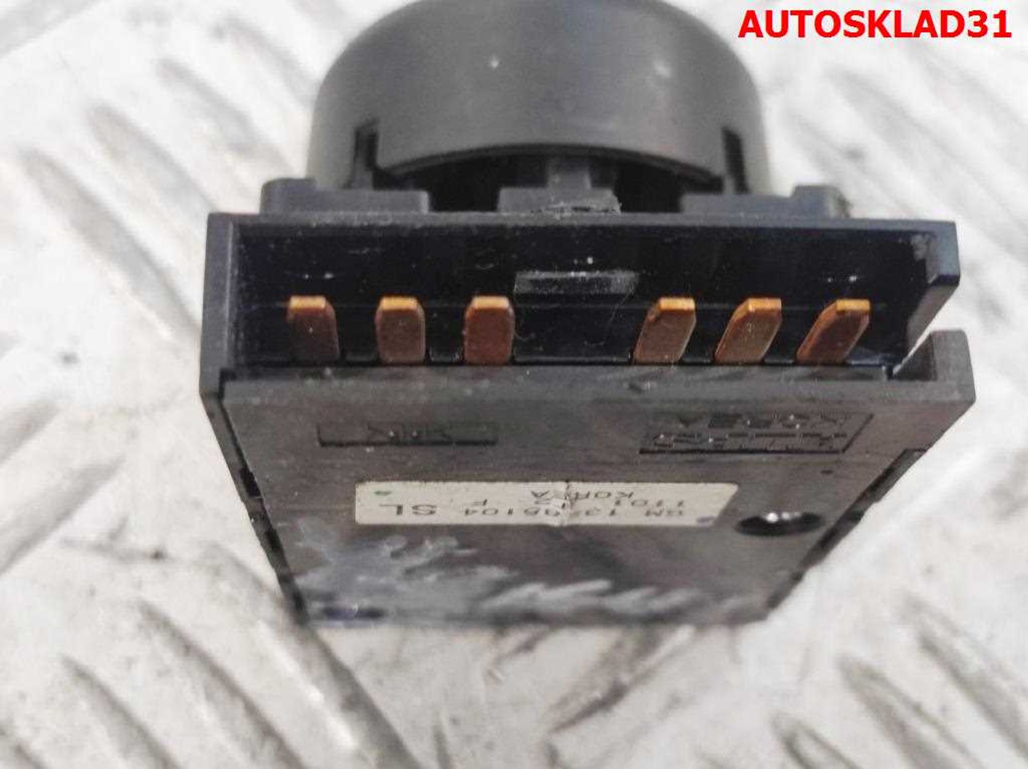 Кнопка регулировки сиденья Opel Insignia 13285104, 1000 рублей, Дубовое