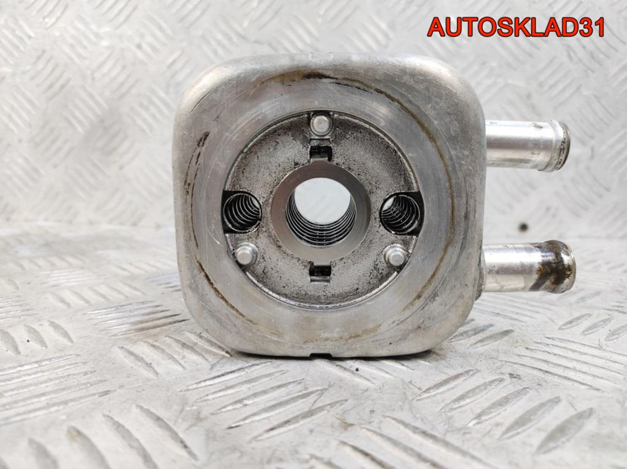 Радиатор масляный Audi A6 C5 1.9 AFN 028117021C, 900 рублей, Дубовое