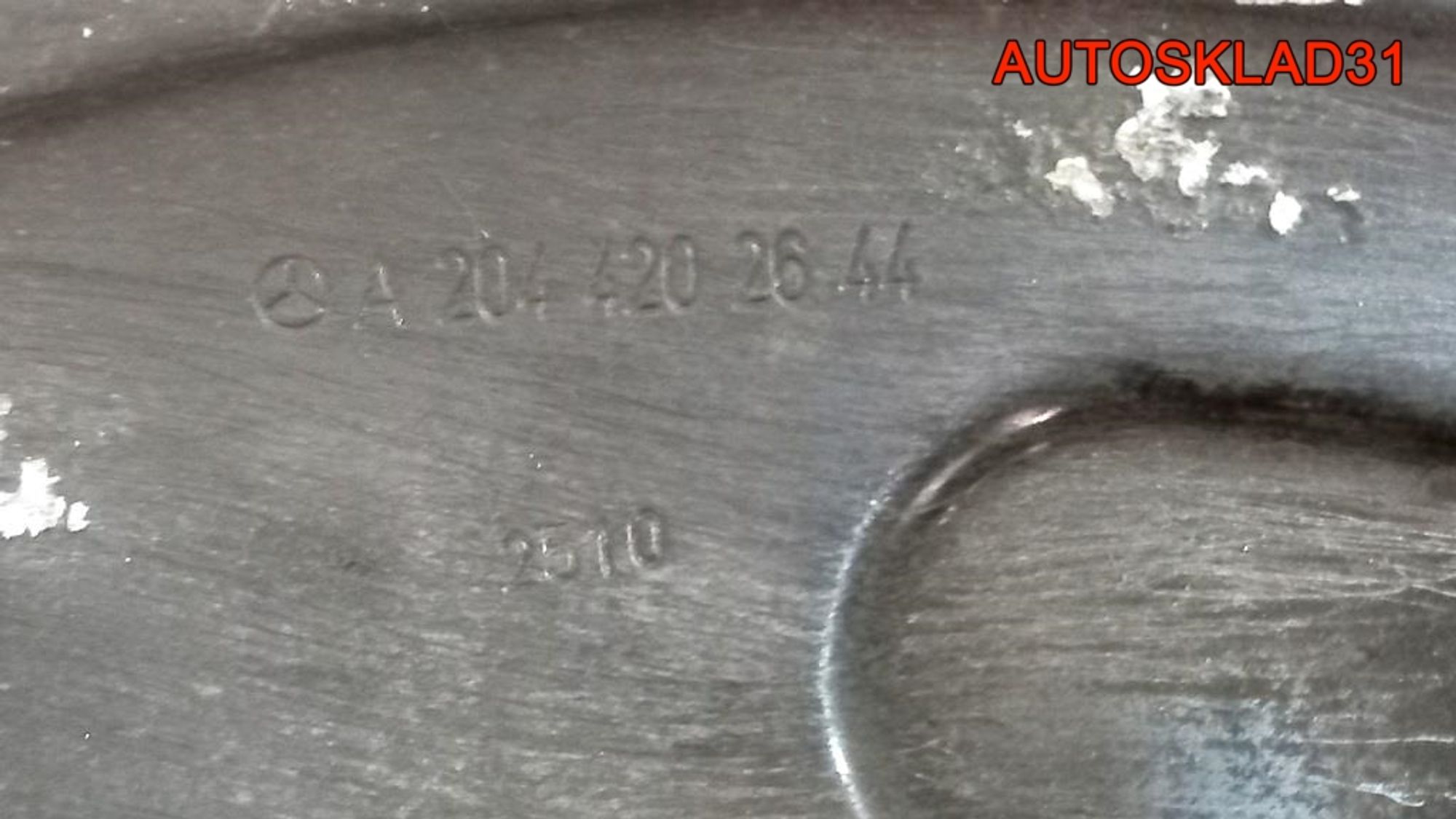 Кулак поворотный передний правый Комплект Mercedes-Benz W204 А2043320201, 3500 рублей, Дубовое