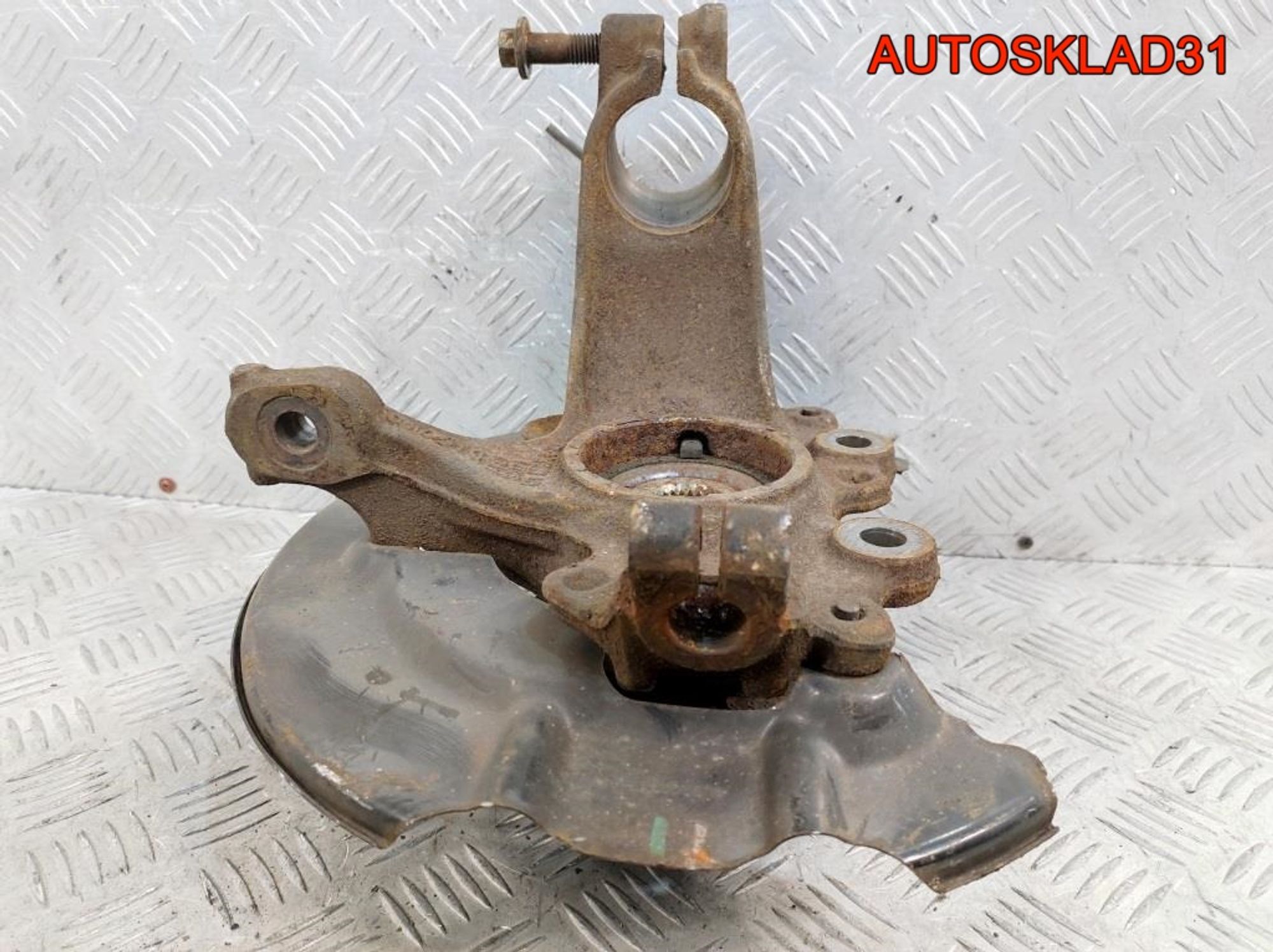 Кулак поворотный передний левый Ford C-MAX 2, 3600 рублей, Дубовое