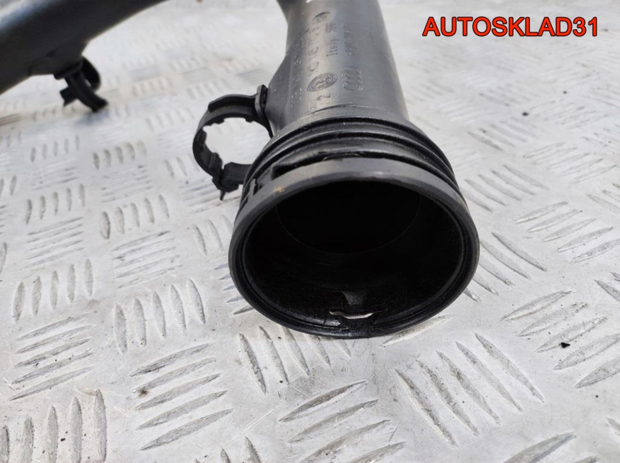 Патрубок интеркулера VW Passat B6 1K0145770B, 1300 рублей, Дубовое