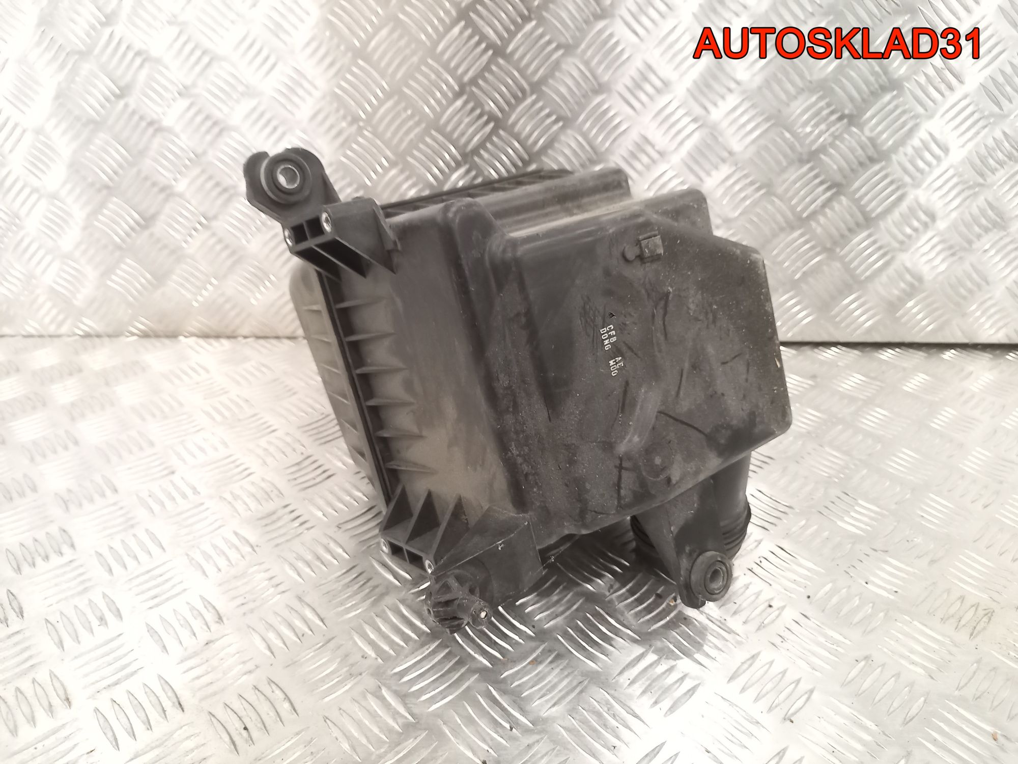 Корпус воздушного фильтра Kia Ceed D4FB 281002H200, 1800 рублей, Дубовое