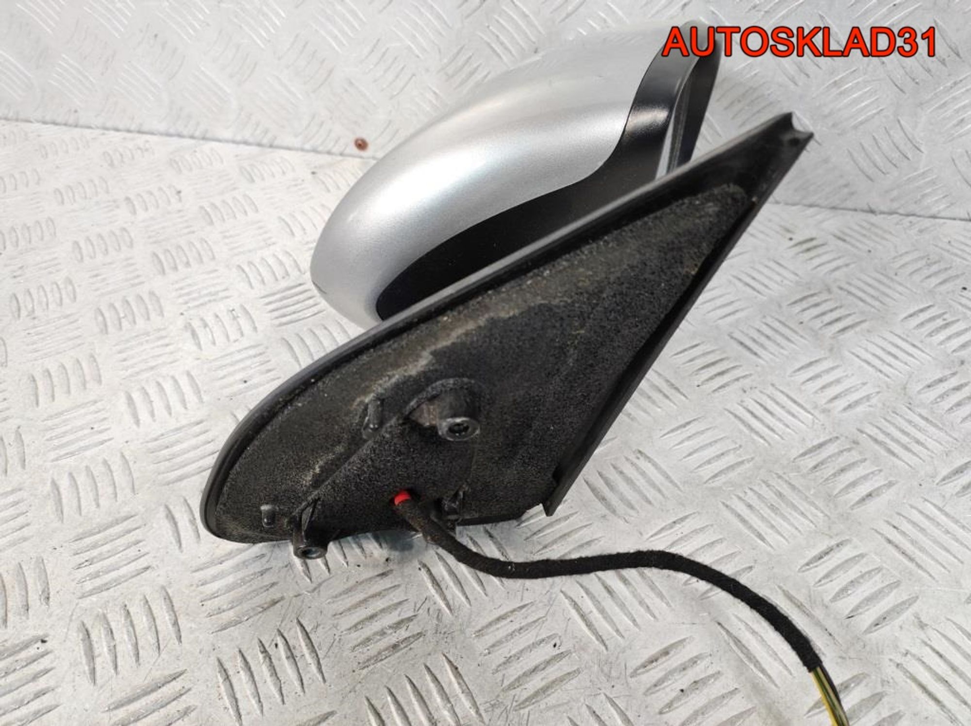 Зеркало правое Nissan Qashqai J10 96301JD84A, 12200 рублей, Дубовое