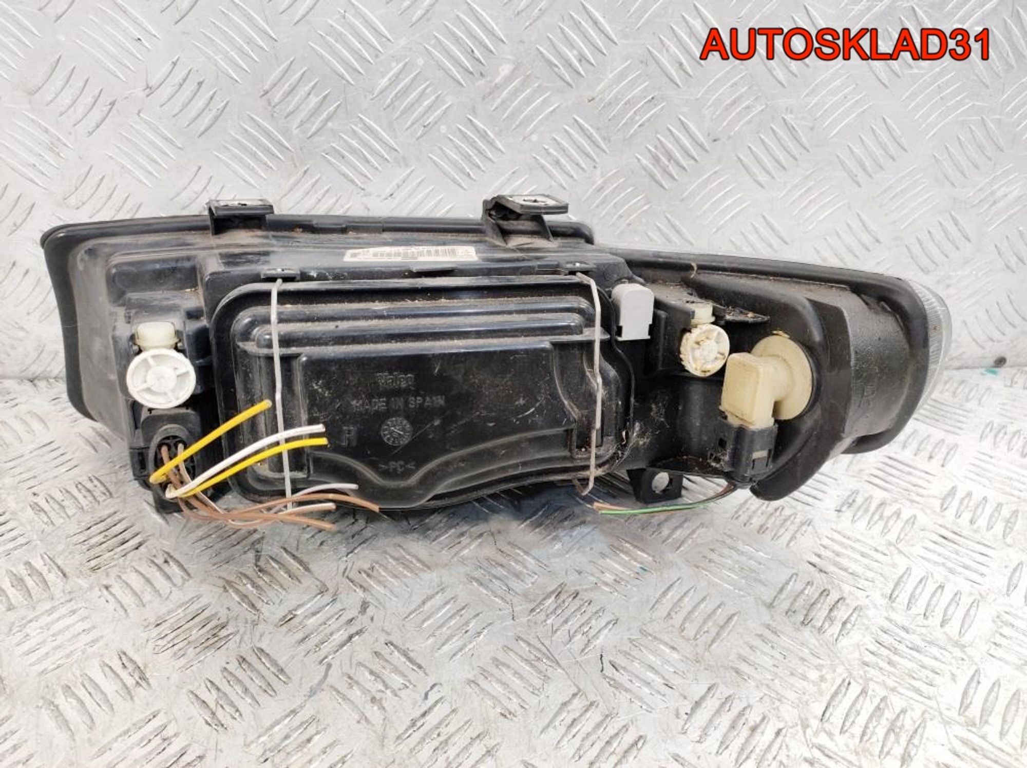 Фара правая Seat Leone 1M1 1M1941002D, 5000 рублей, Дубовое