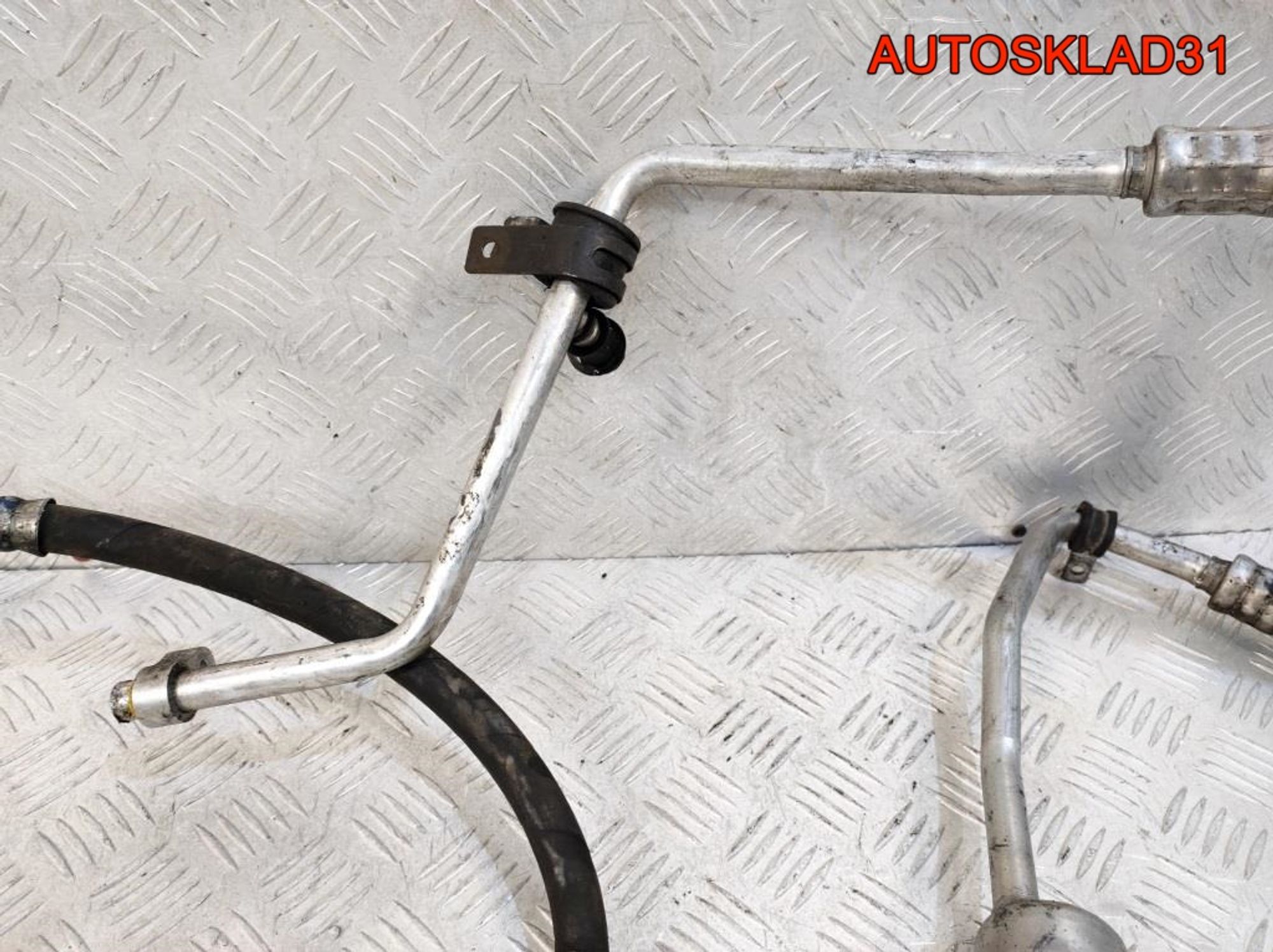 Трубка кондиционера Mitsubishi Carisma F9Q 419 DCI, 2900 рублей, Дубовое